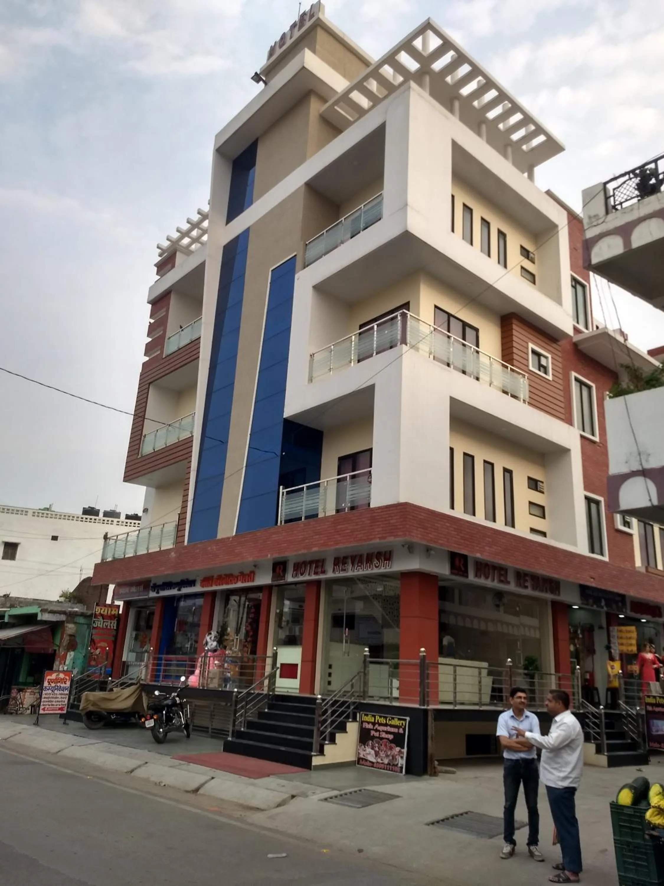 Property building in Hotel Reyansh