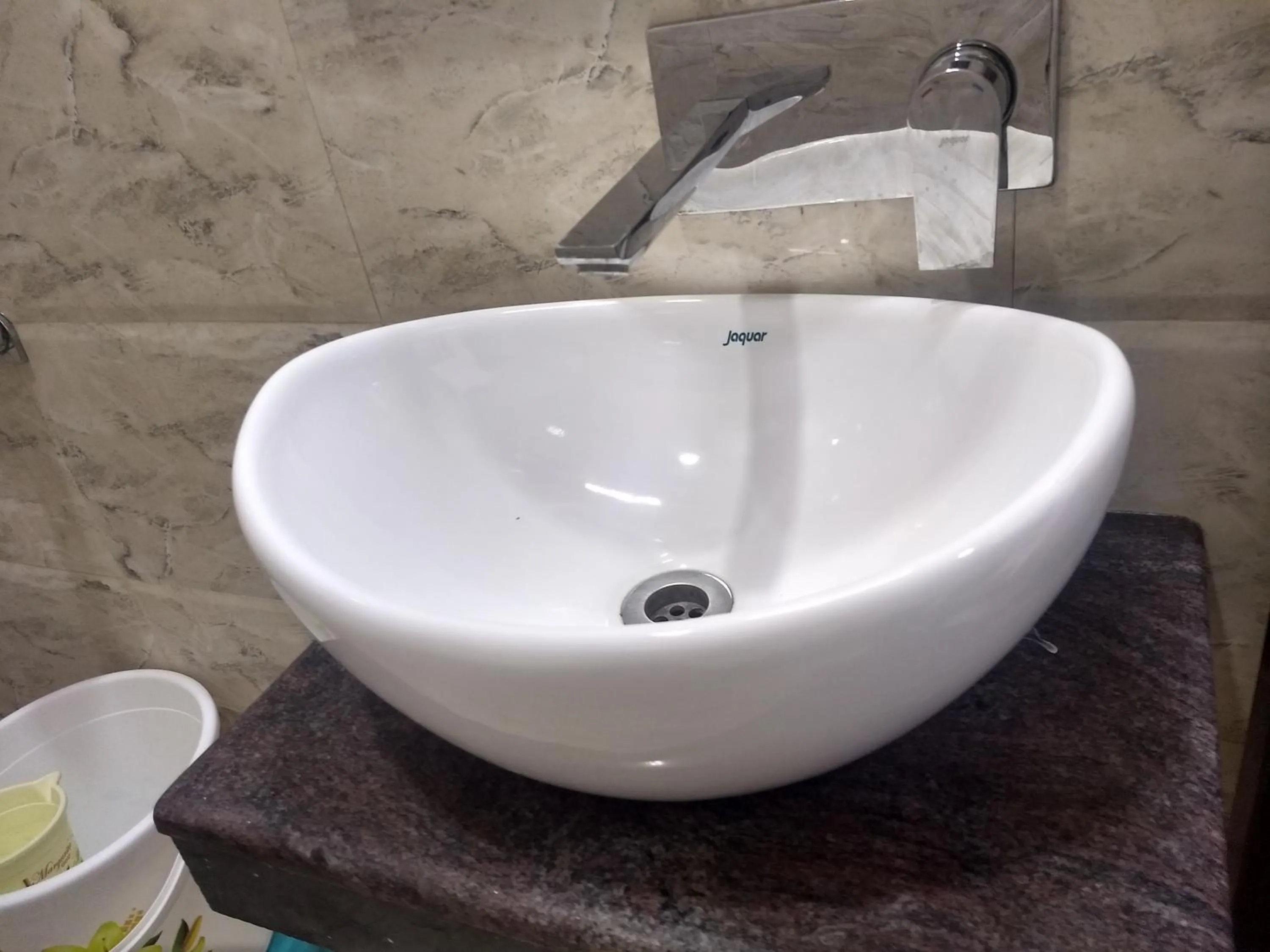 Bathroom in Hotel Reyansh