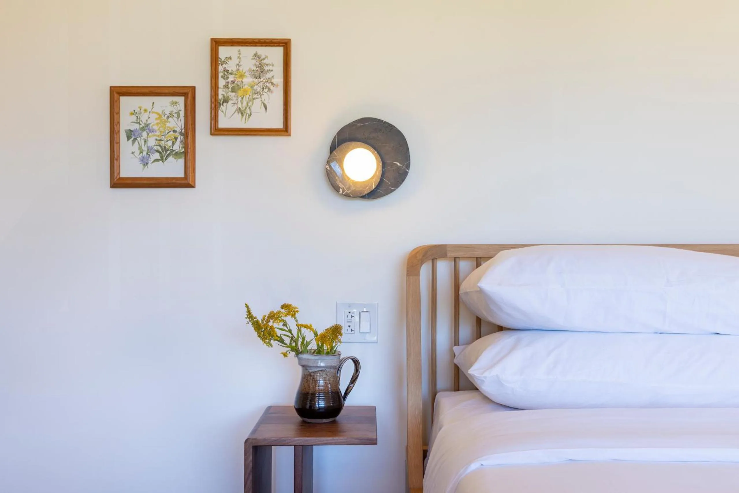 Decorative detail, Bed in Eastwind