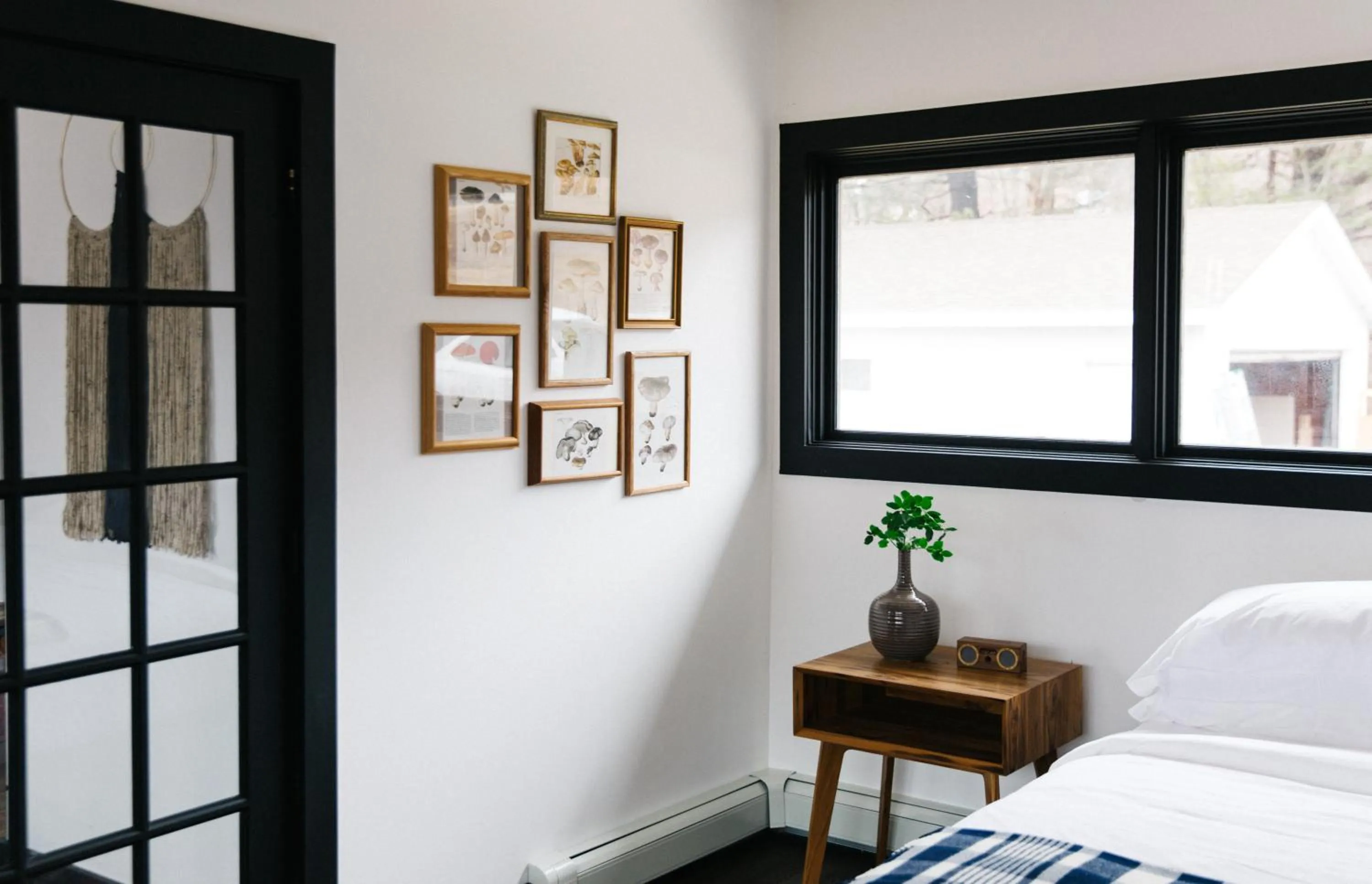 Decorative detail, Bed in Eastwind