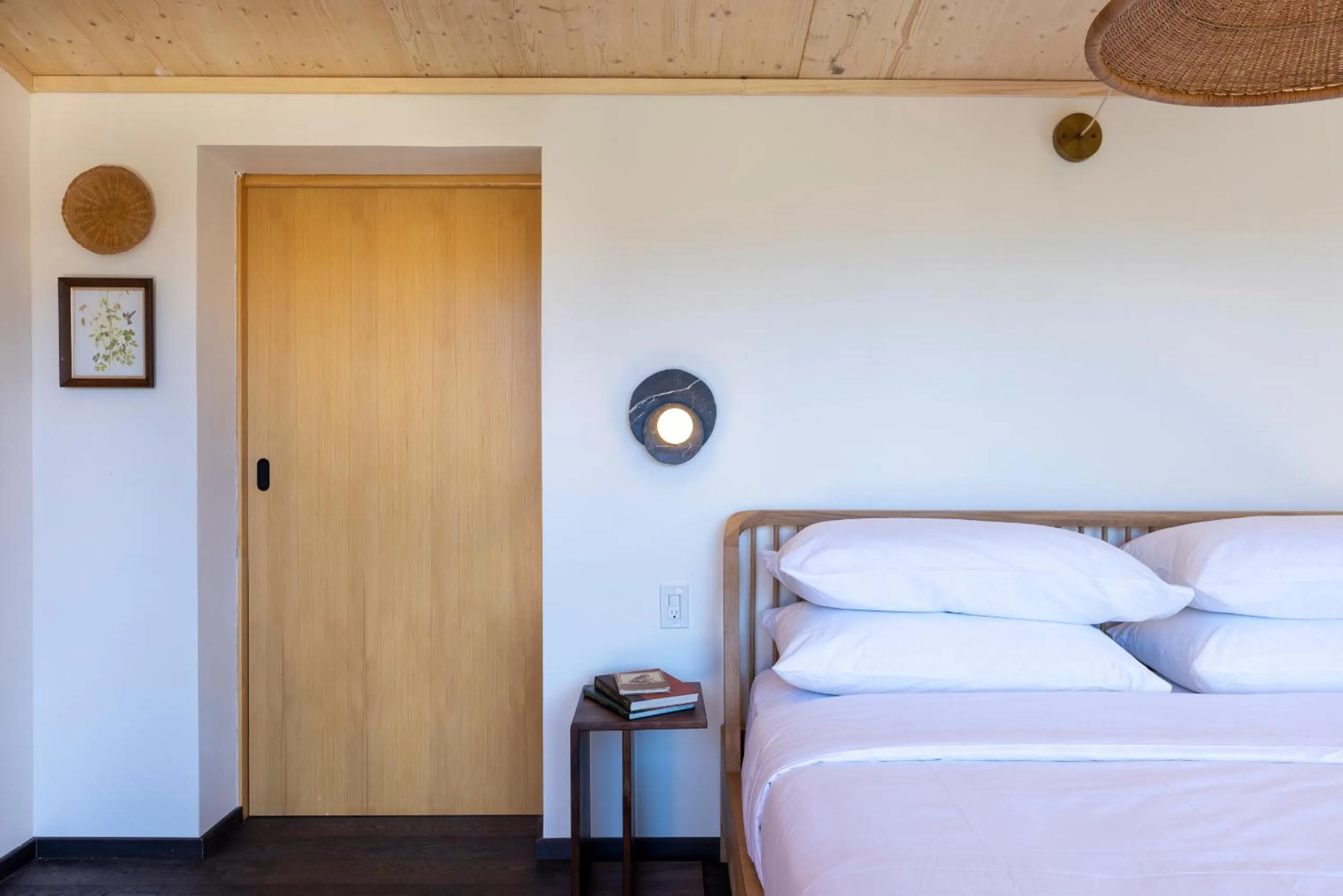 Bedroom, Bed in Eastwind