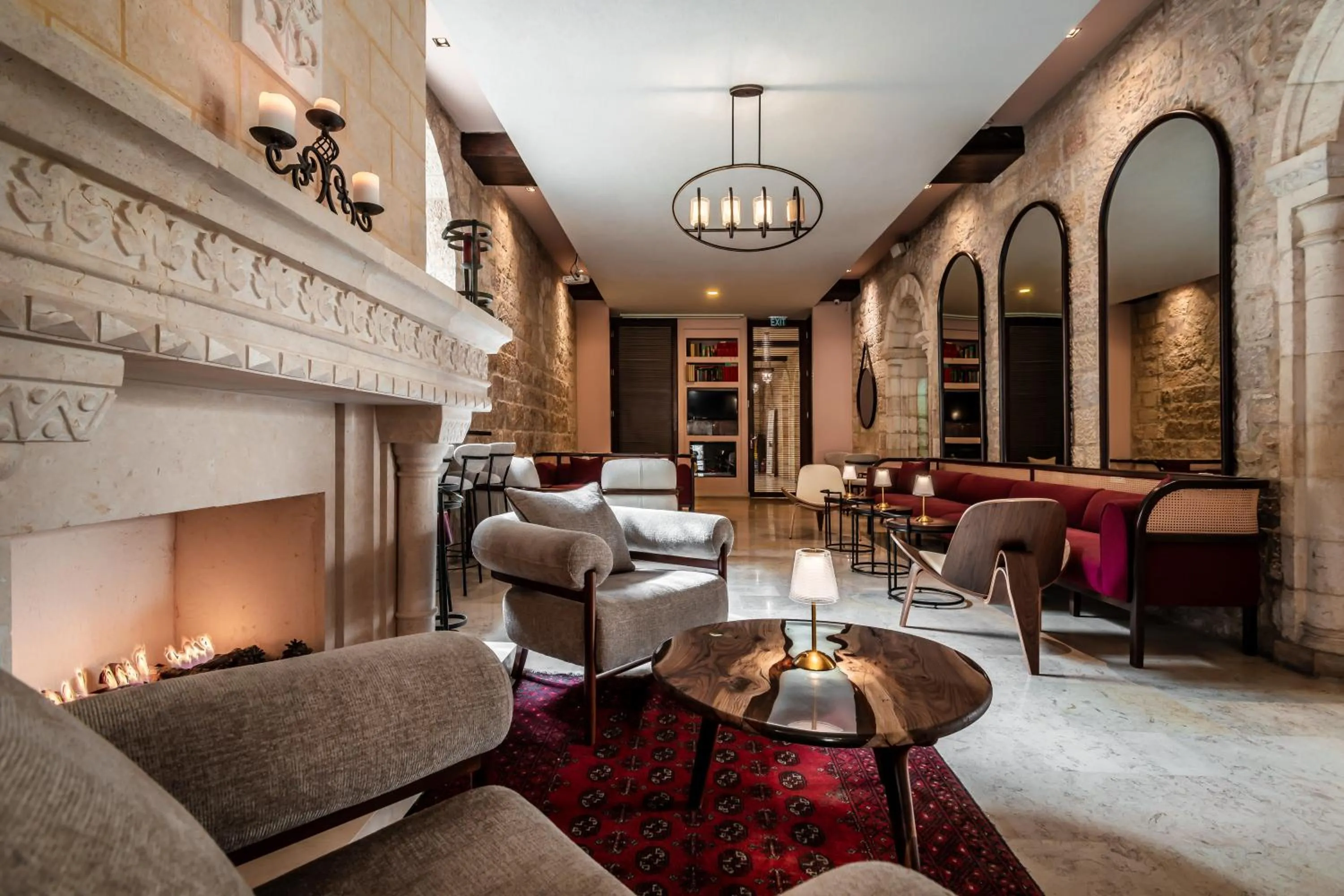 Restaurant/places to eat in Notre Dame of Jerusalem Center