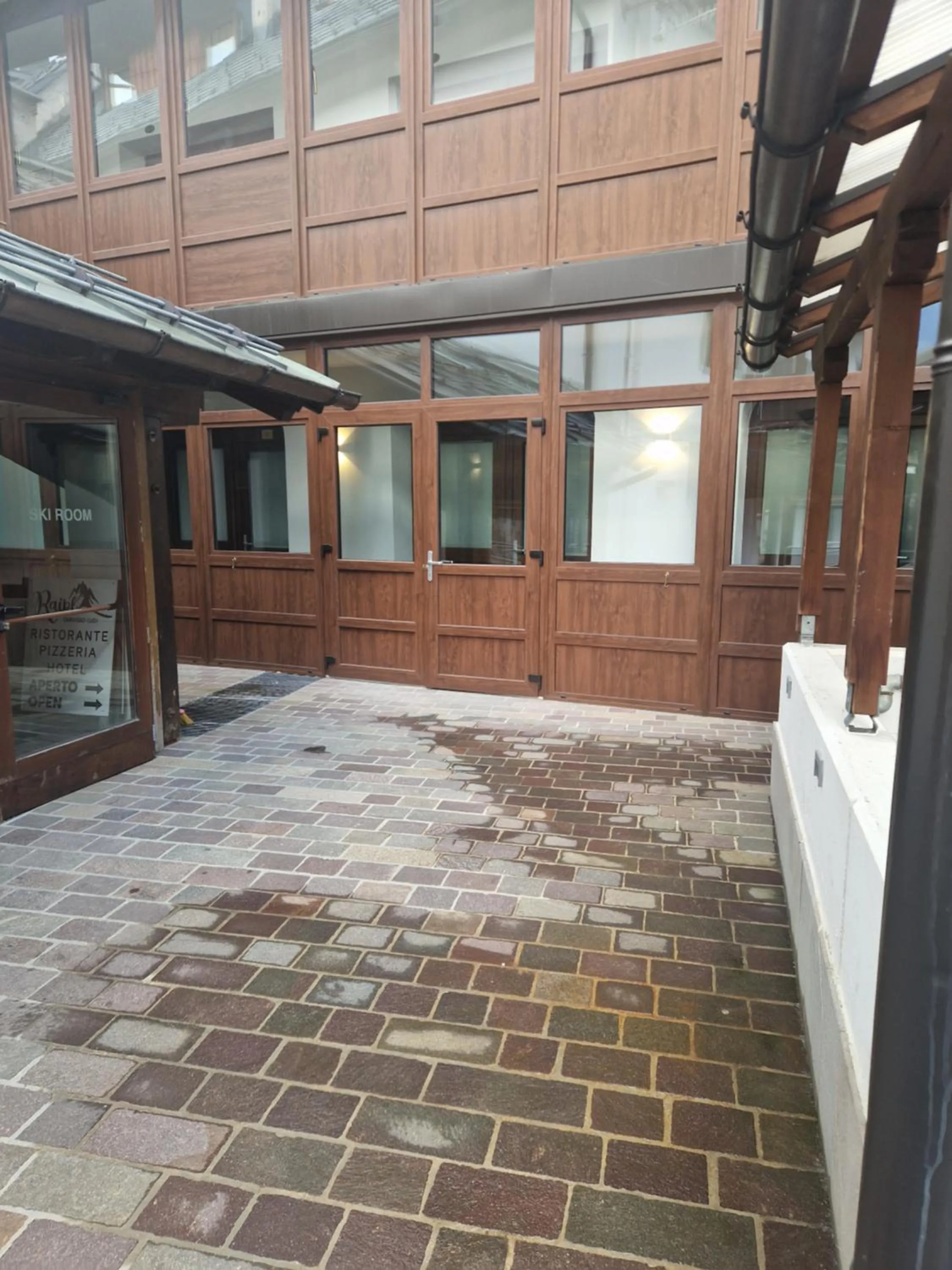 Property building in Hotel Raibl e Appartamenti