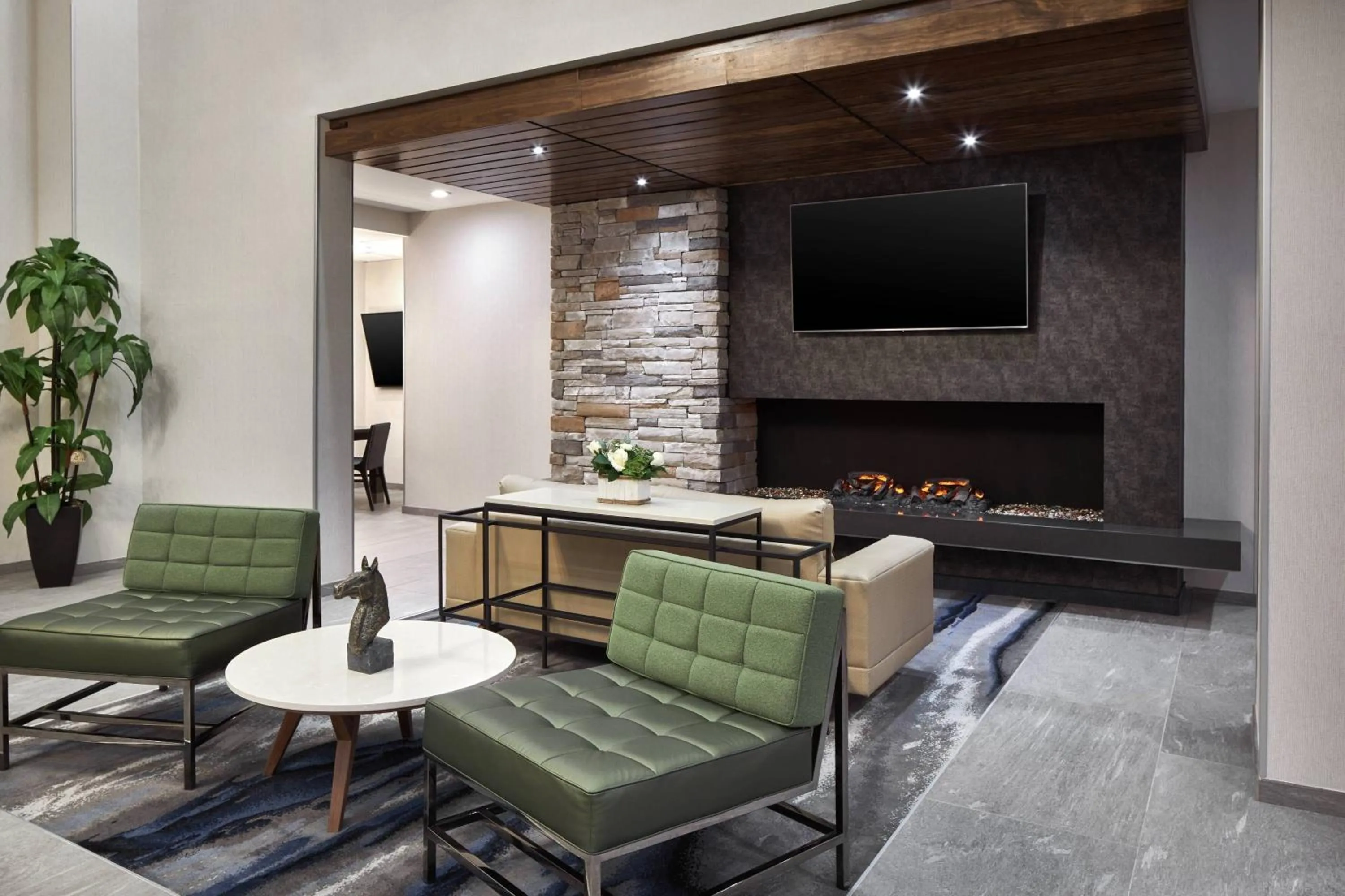 Lobby or reception in Fairfield Inn & Suites by Marriott Virginia Beach/Norfolk Airport
