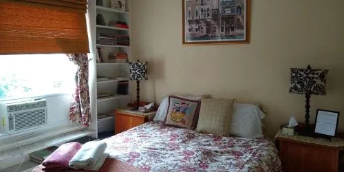 Australis Guest House