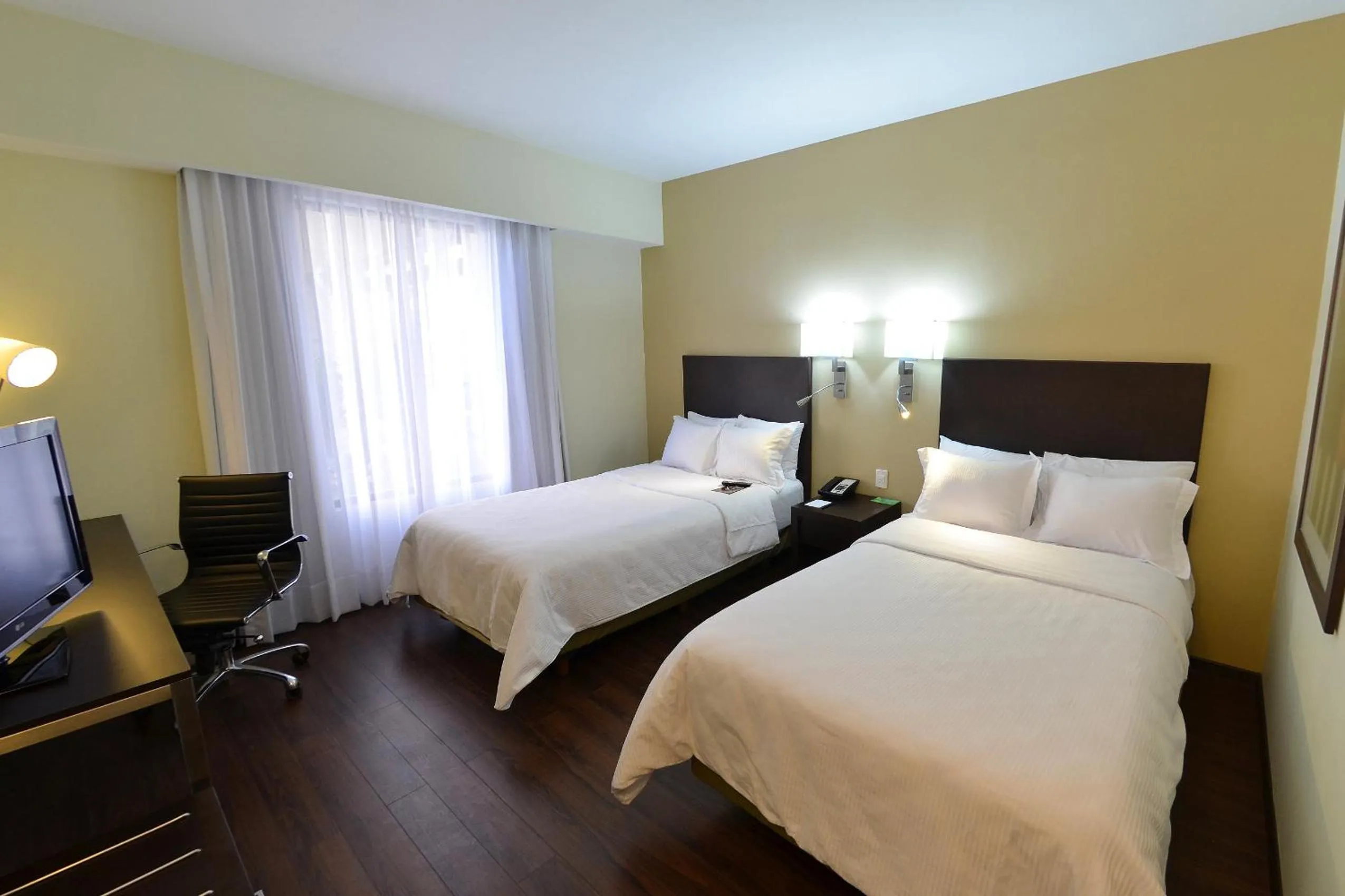 Bedroom, Bed in Fiesta Inn Nogales