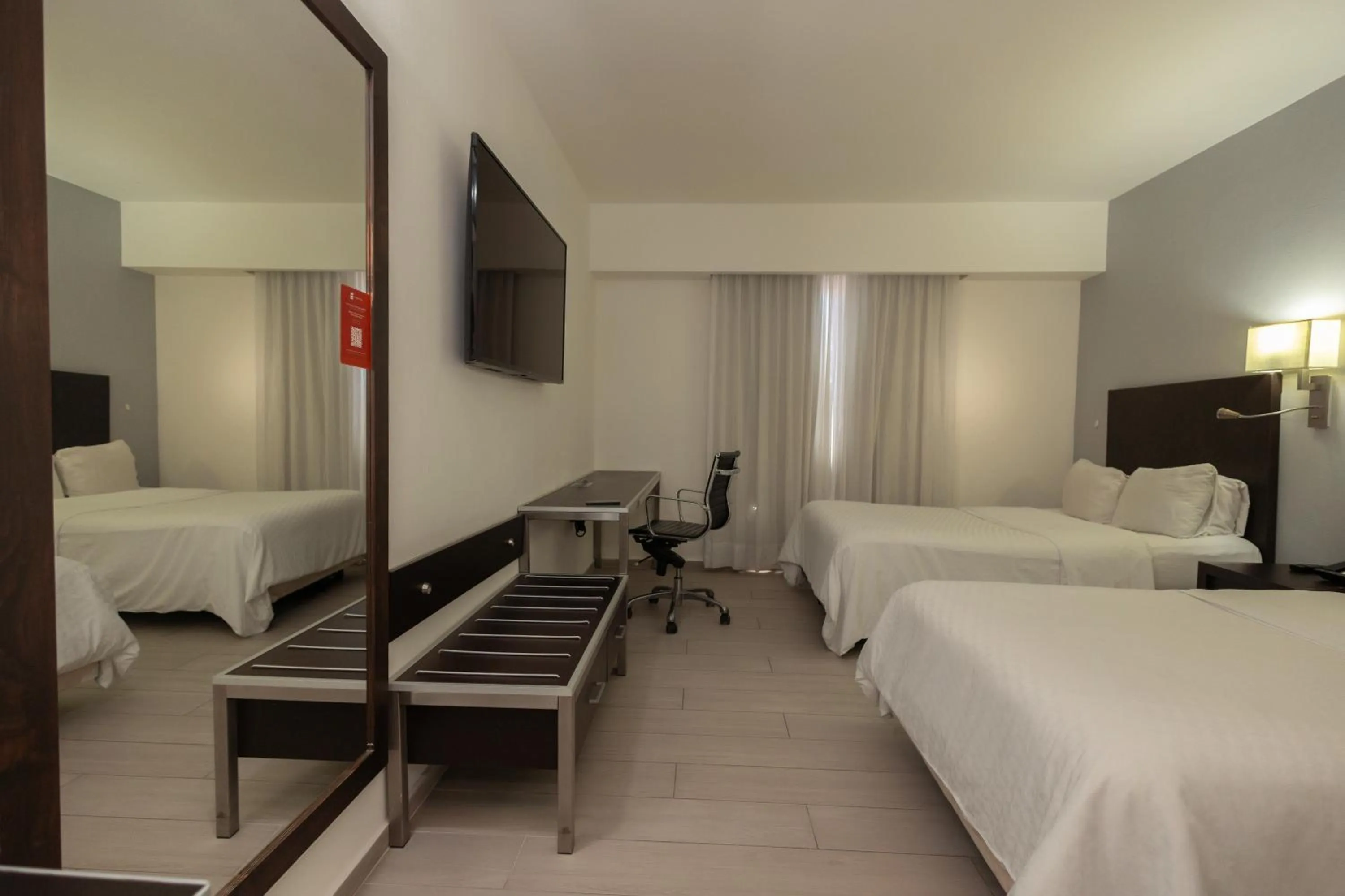 Bedroom, Bed in Fiesta Inn Nogales