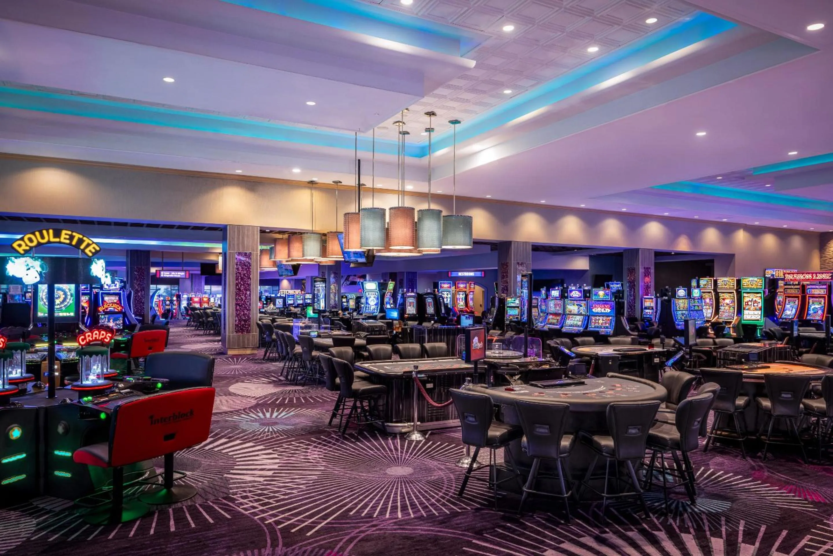 Casino in Harrah's Gulf Coast, A Caesars Destination