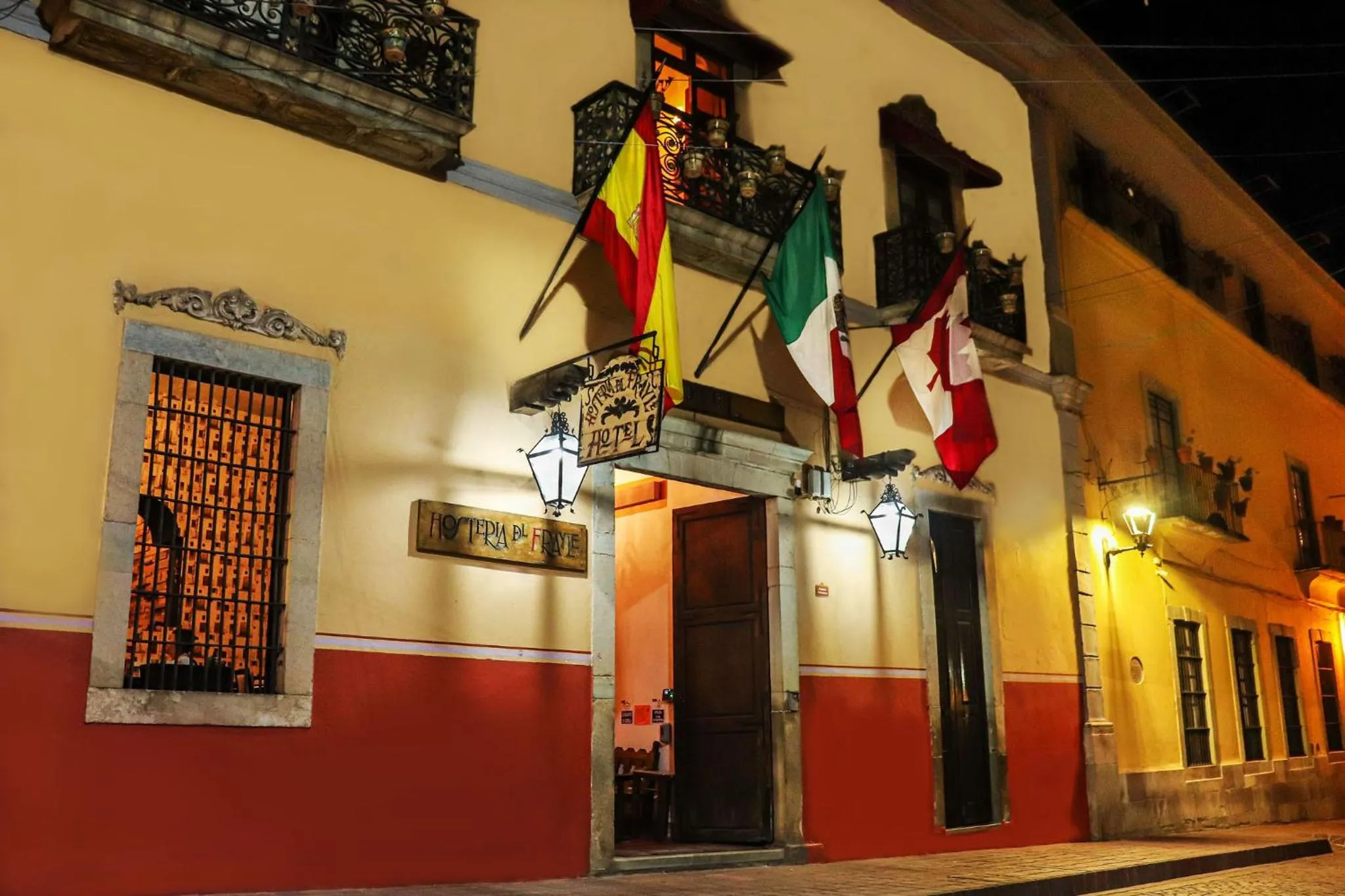 Property building in Hosteria del Frayle