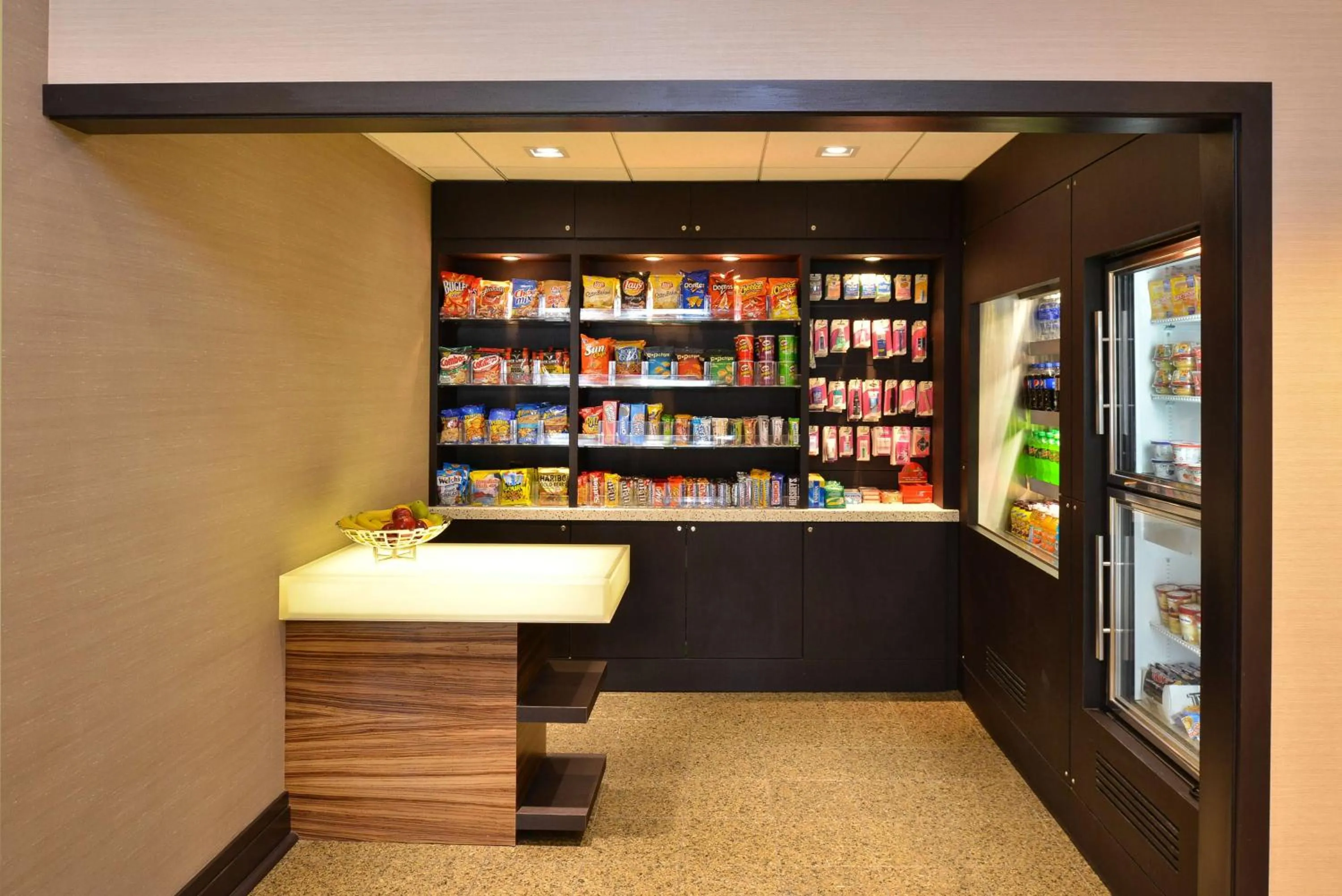 Restaurant/places to eat in Hotel Belvoir Springfield