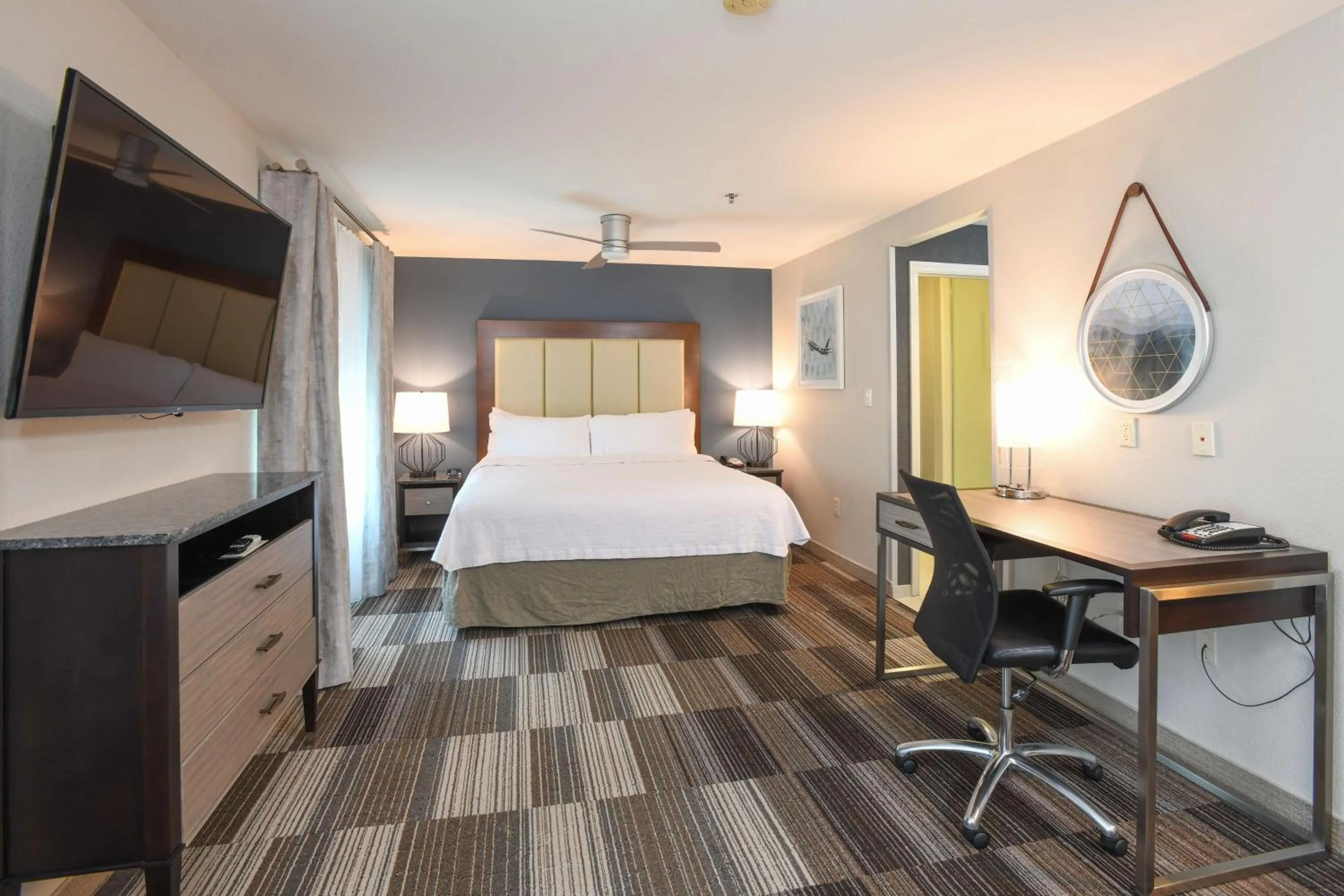Bedroom, Bed in Homewood Suites Cincinnati Airport South-Florence