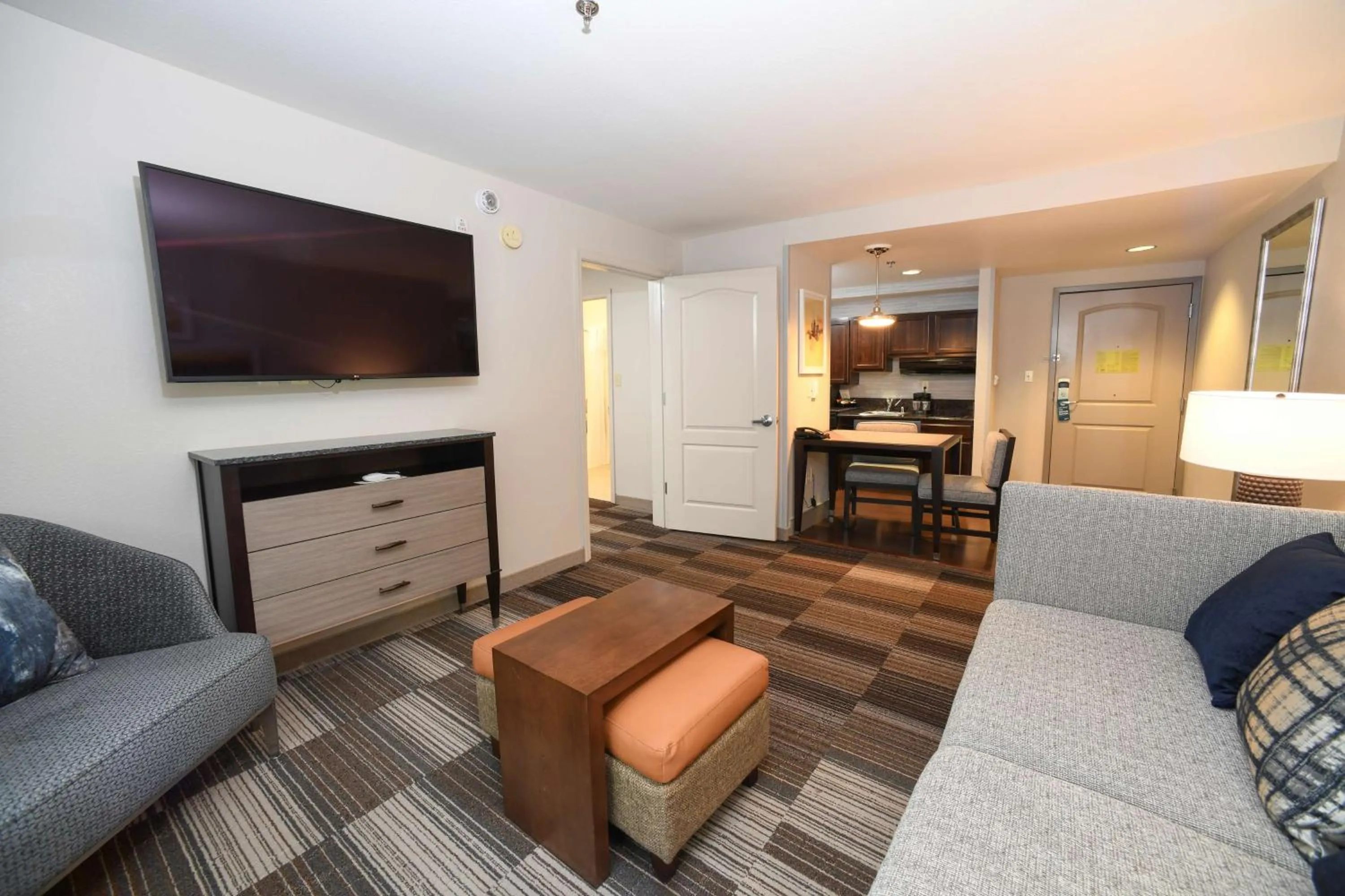 Bedroom in Homewood Suites Cincinnati Airport South-Florence