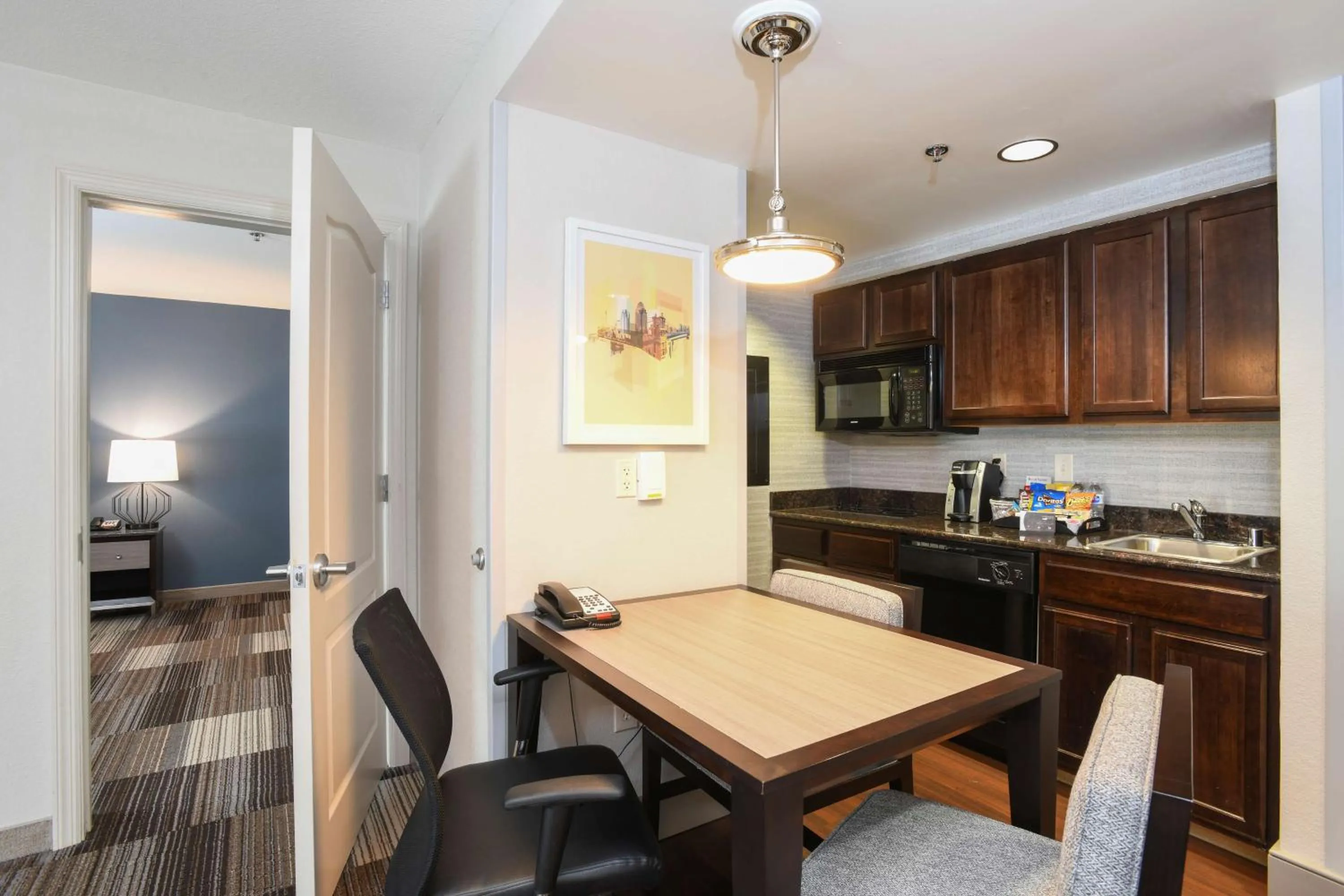 Kitchen or kitchenette in Homewood Suites Cincinnati Airport South-Florence