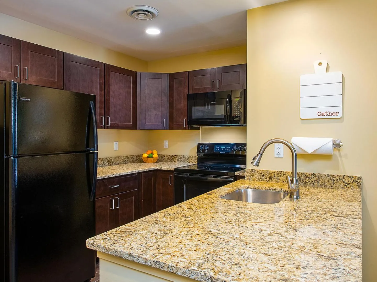 Kitchen or kitchenette in The Resort at Governor's Crossing