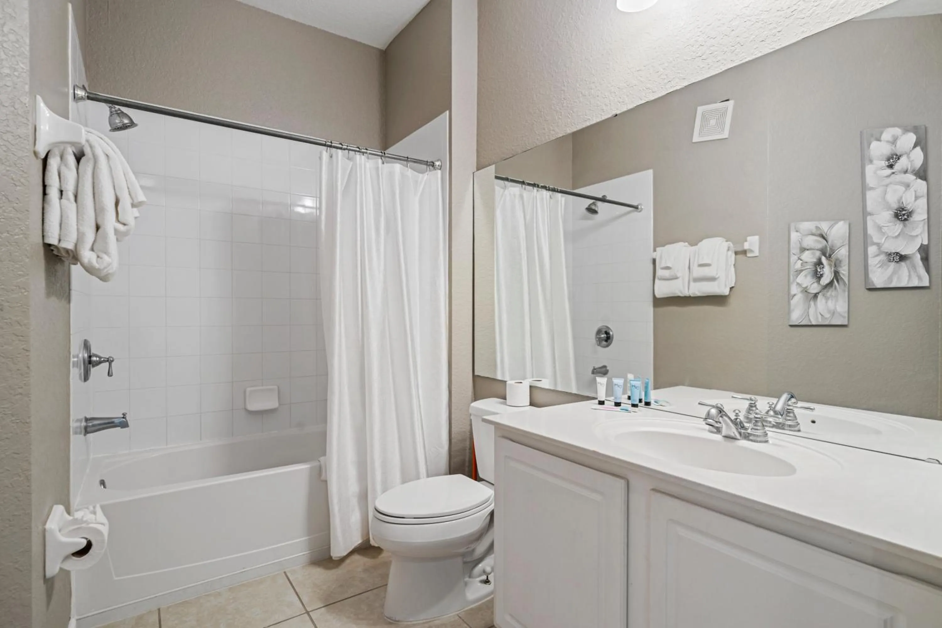Bathroom in Orlando Resort Rentals at Universal Boulevard