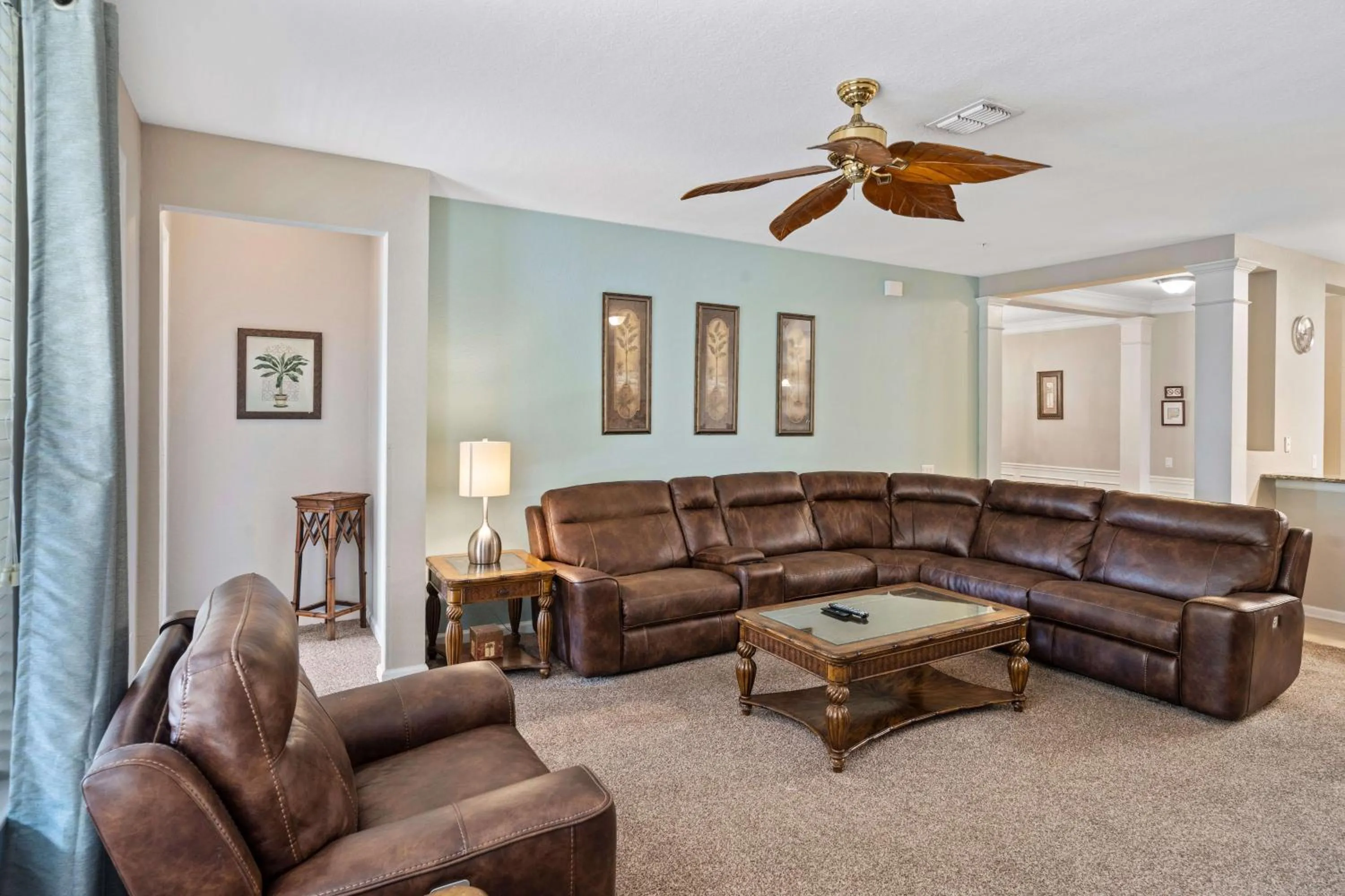 Living room in Orlando Resort Rentals at Universal Boulevard