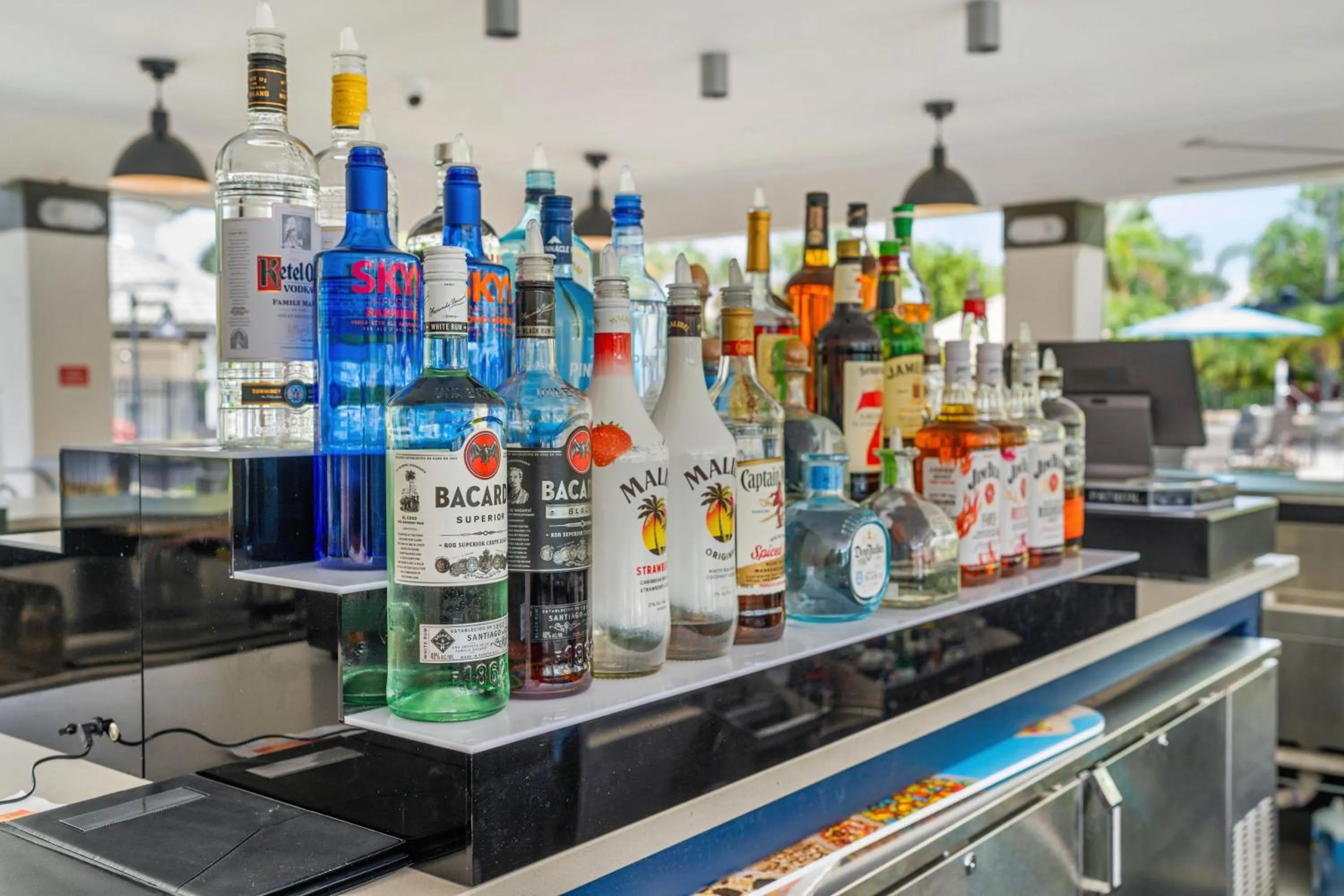 Lounge or bar in Orlando Resort Rentals at Universal Boulevard