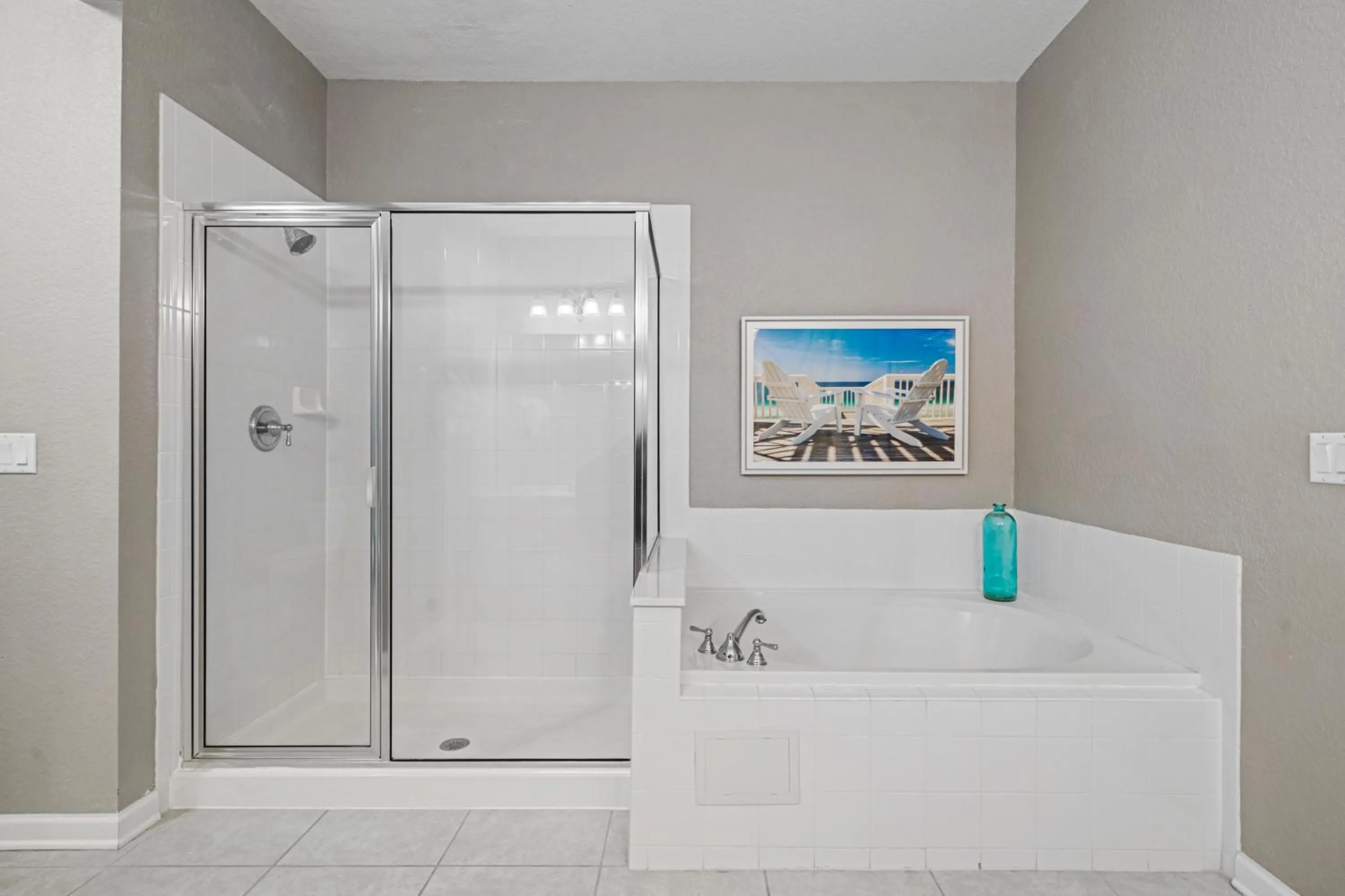 Shower in Orlando Resort Rentals at Universal Boulevard