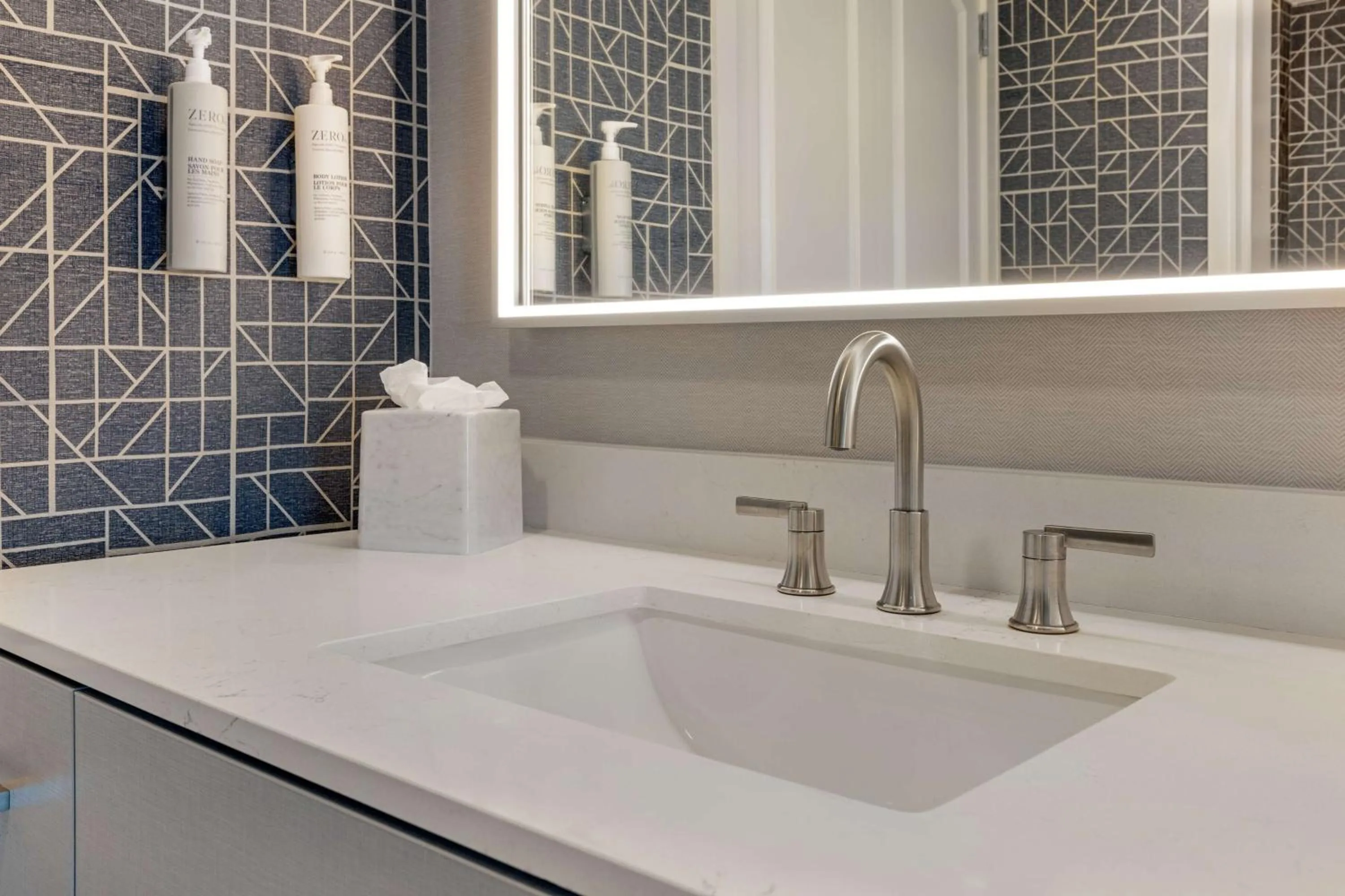 Bathroom in Homewood Suites Fredericksburg