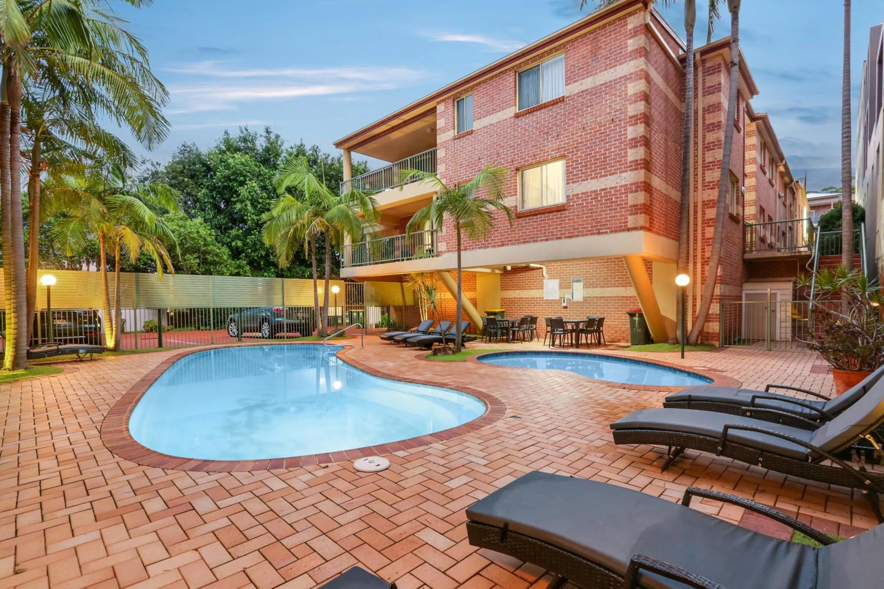 Swimming pool in Terralong Terrace Apartments