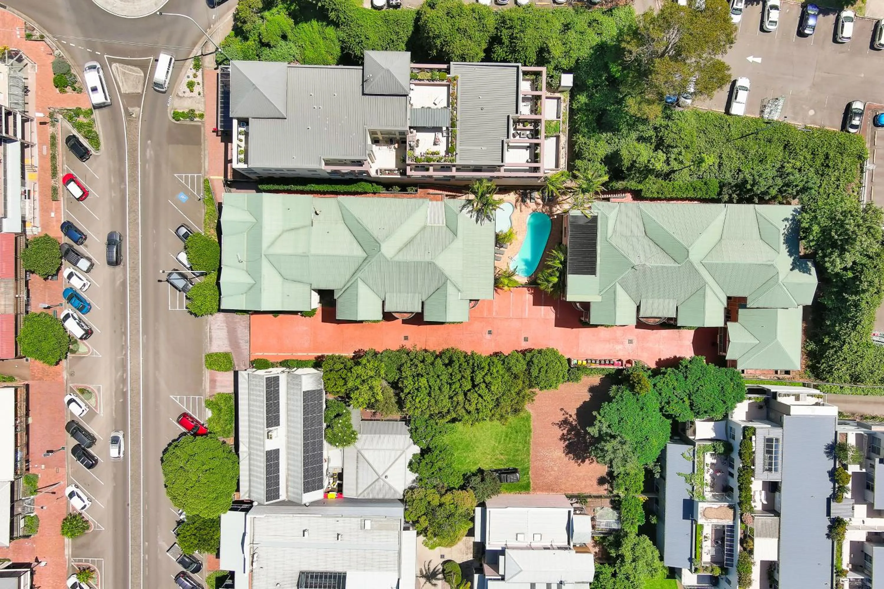 Property building in Terralong Terrace Apartments