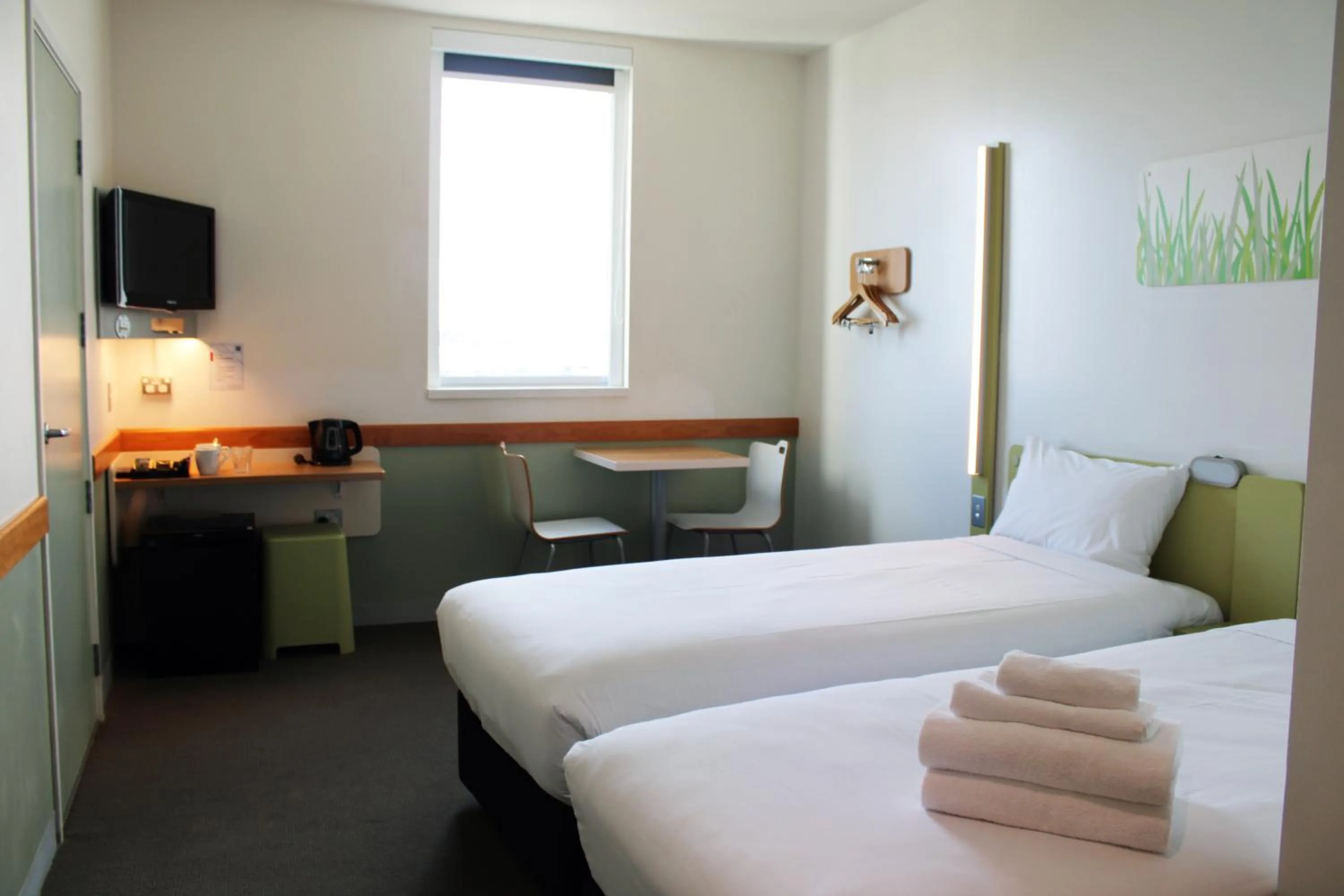 Bed in ibis Budget Auckland Airport