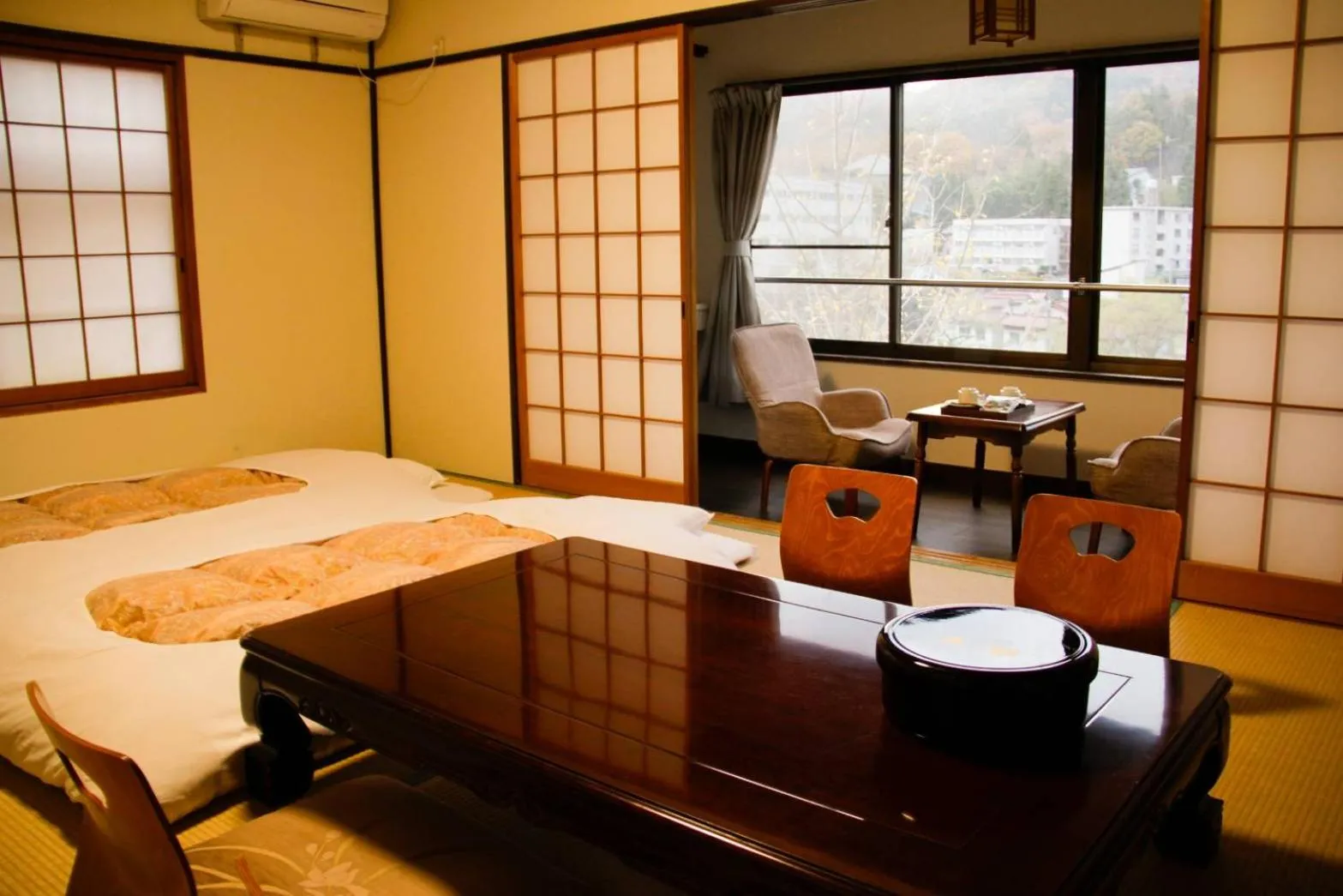 Bed in Oyado Matsubaya