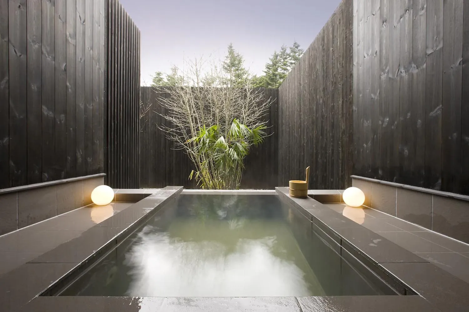 Open Air Bath in Karuizawa Hotel Longing House