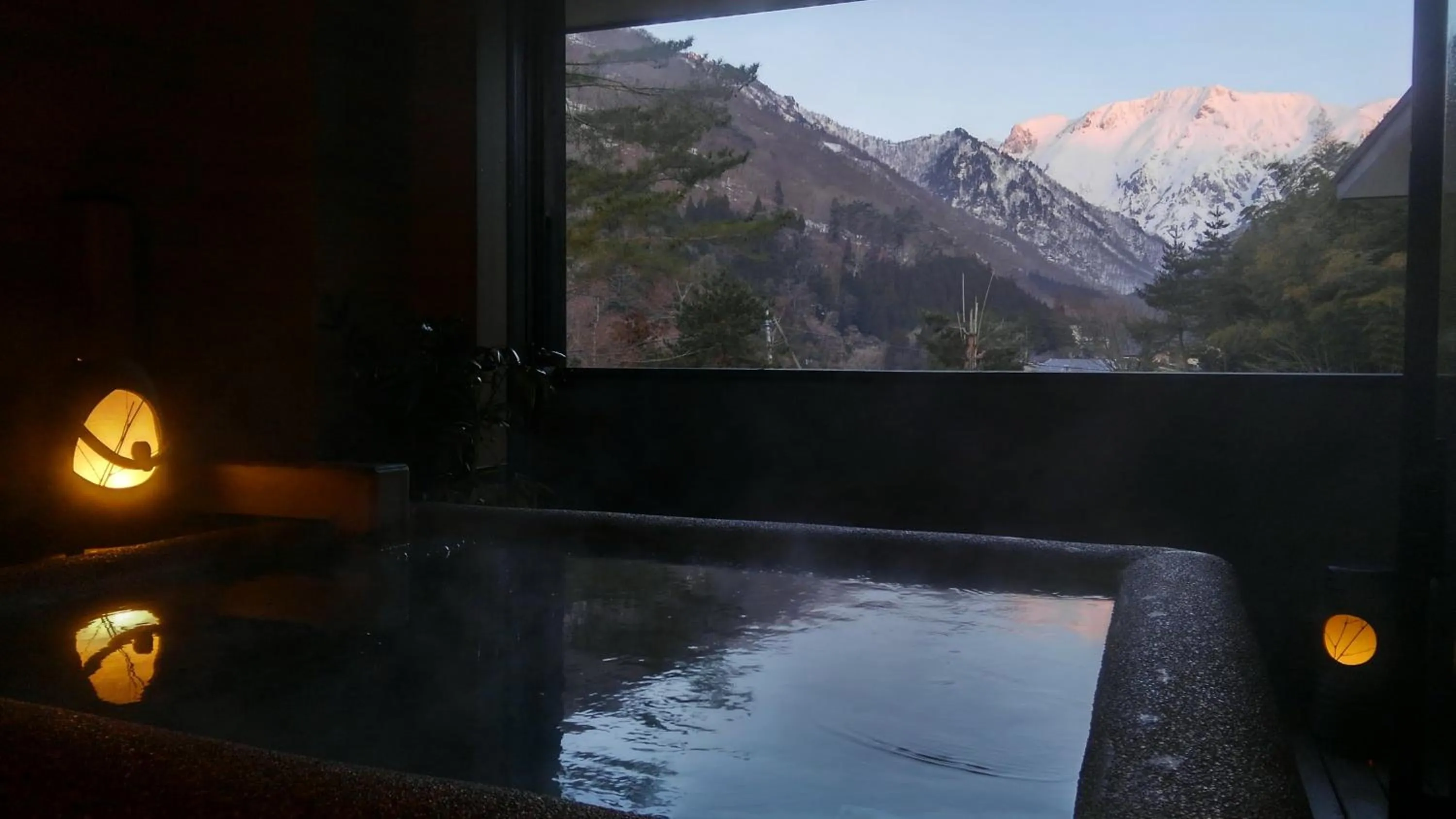 Open Air Bath in Super Hydrogen Rich Spa Yado Kanzan