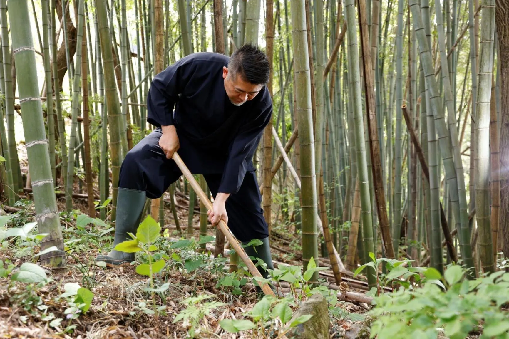 People in Super Hydrogen Rich Spa Yado Kanzan