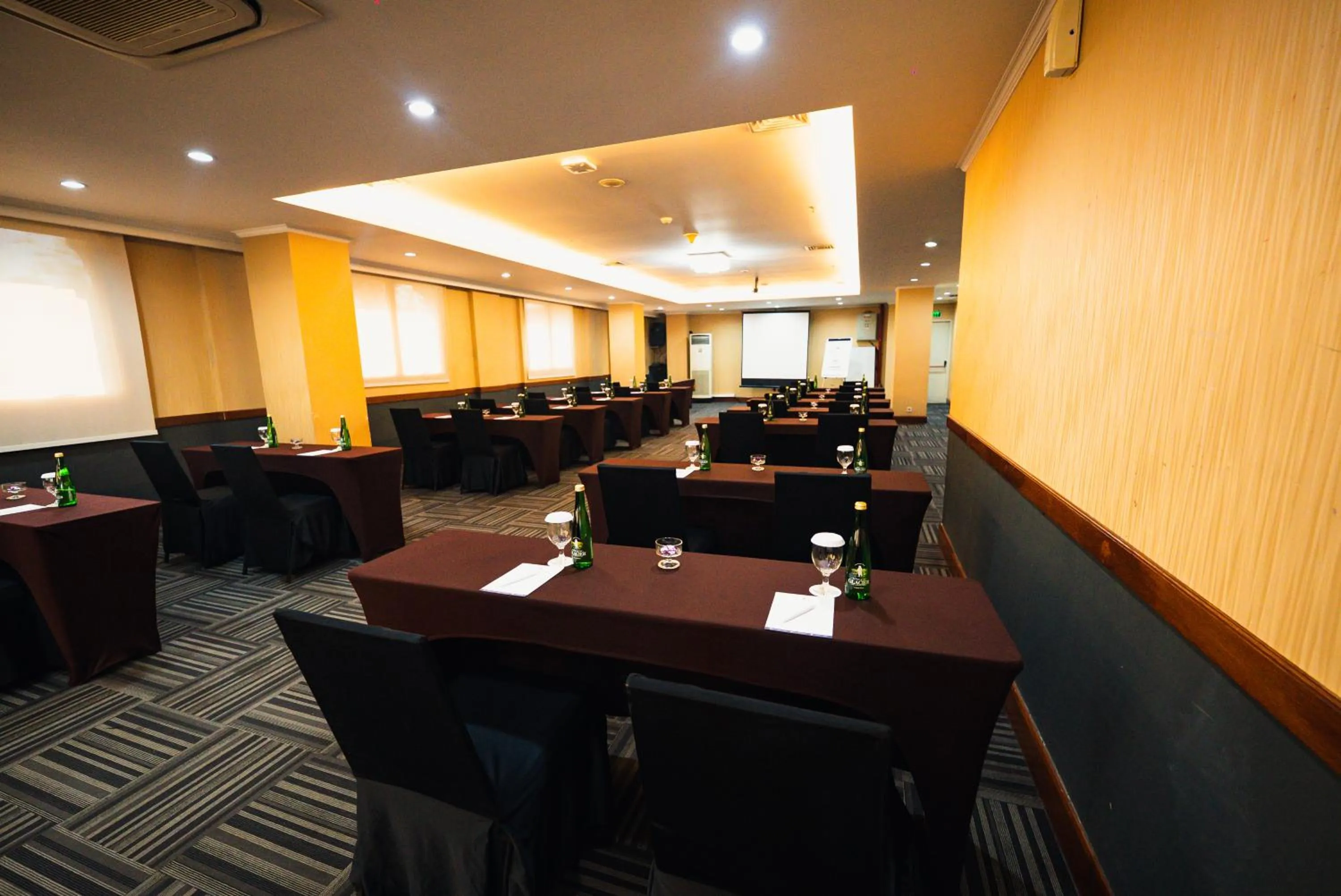 Arion Suites Hotel Kemang