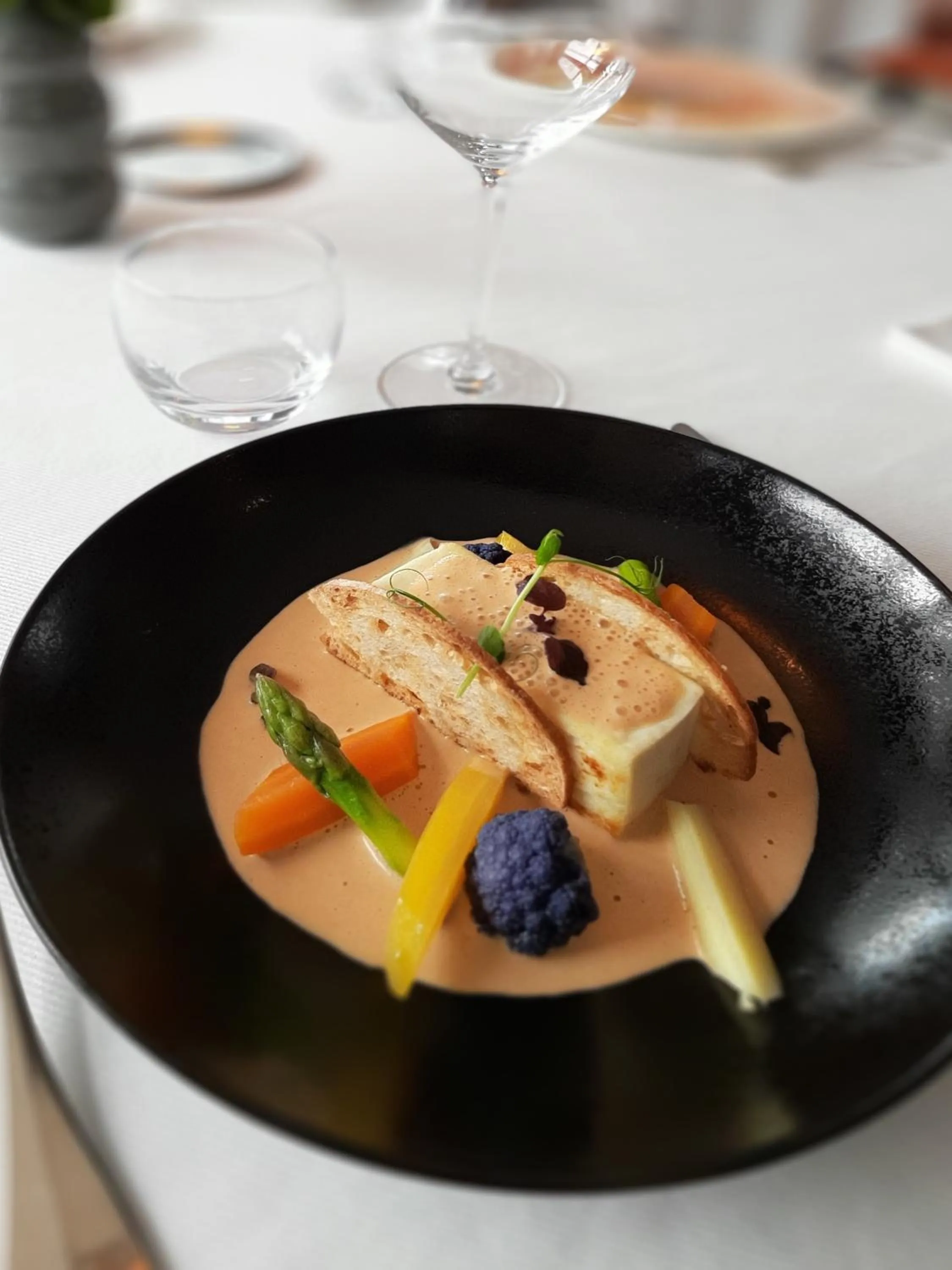 Food in Logis Hotel Relais Saint Jacques - Châteauroux