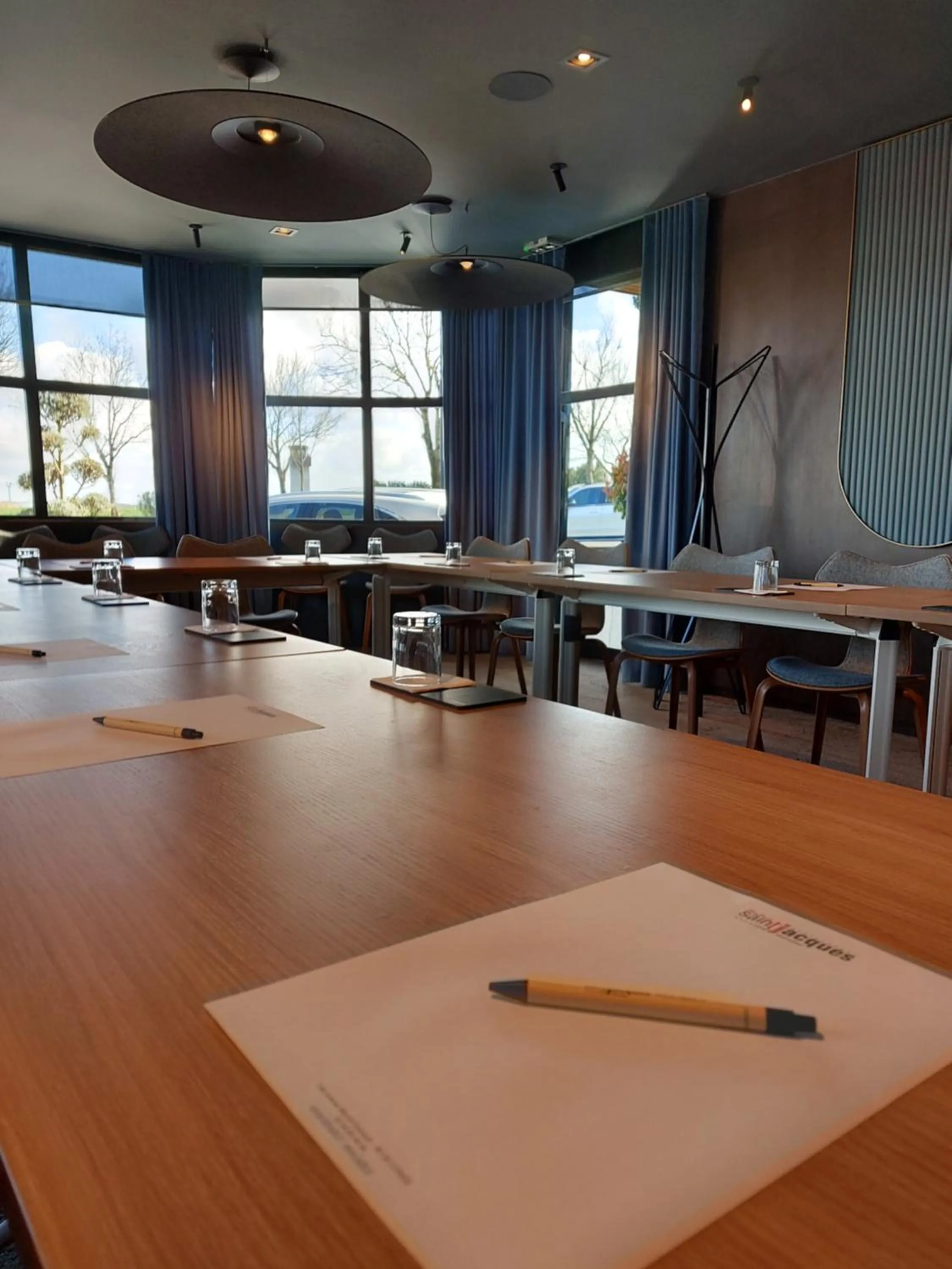 Logis Hotel Relais Saint Jacques - Châteauroux