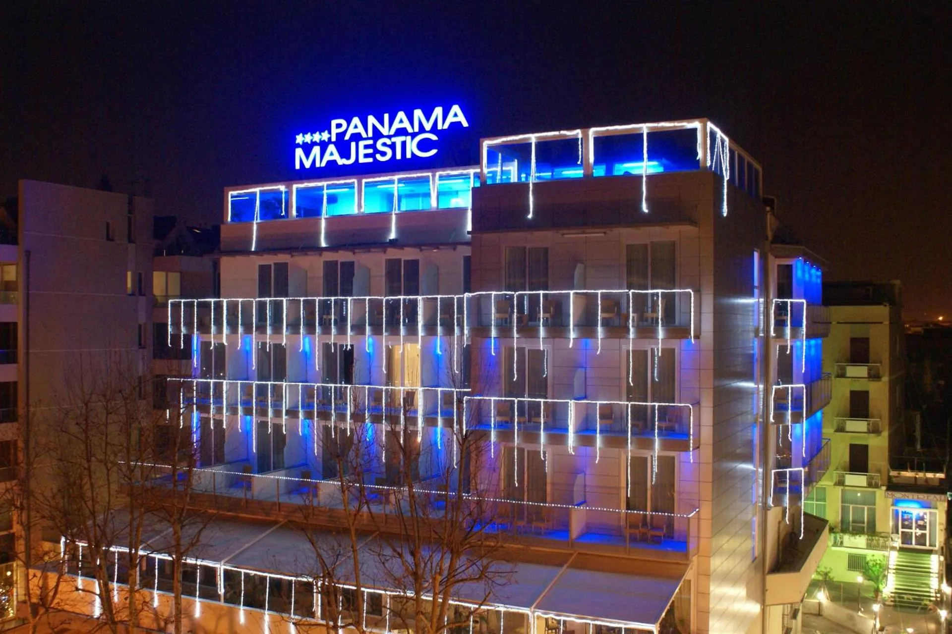 Property building in Hotel Panama Majestic