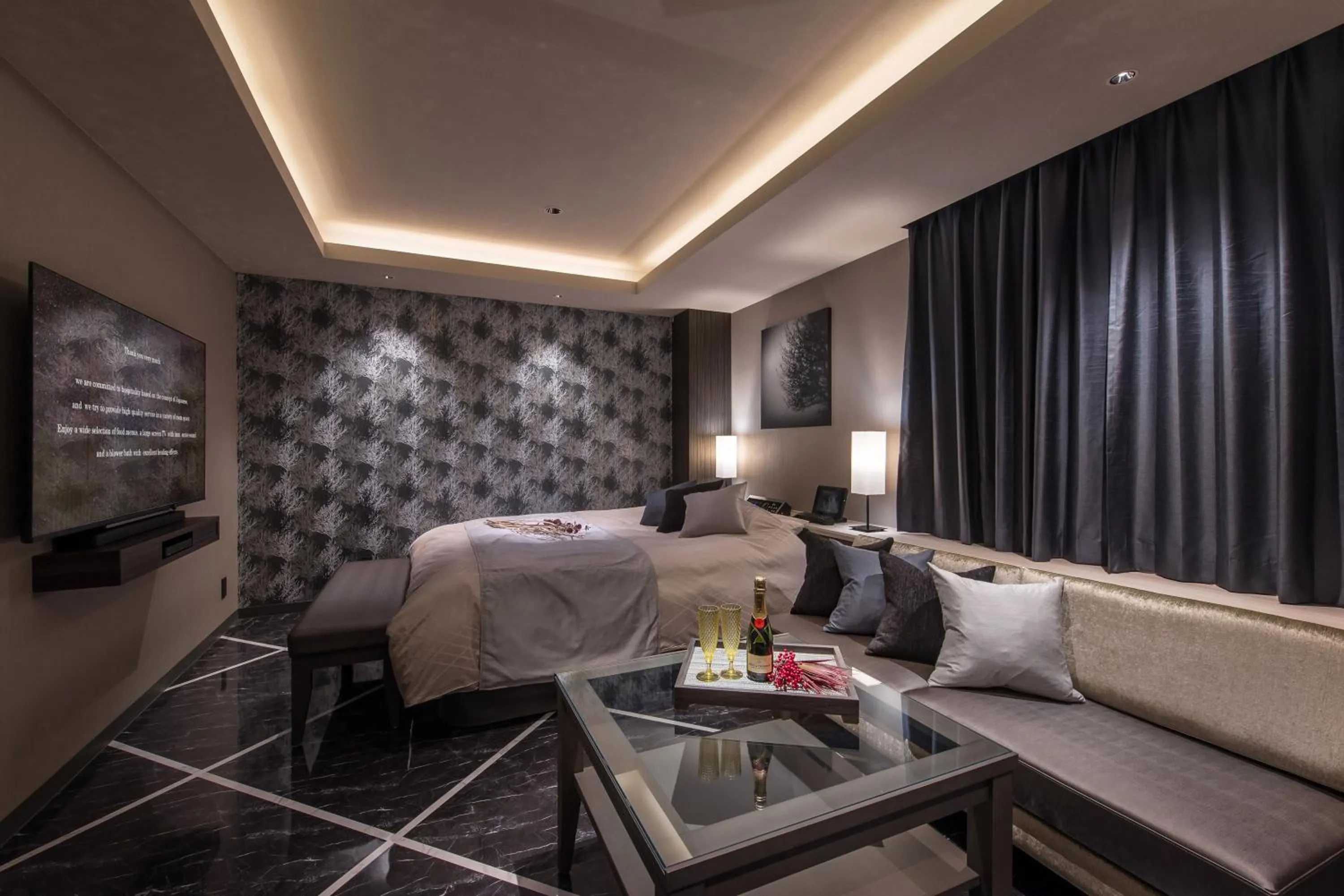 Bed in HOTEL ZEN HIRANO (Adult Only)