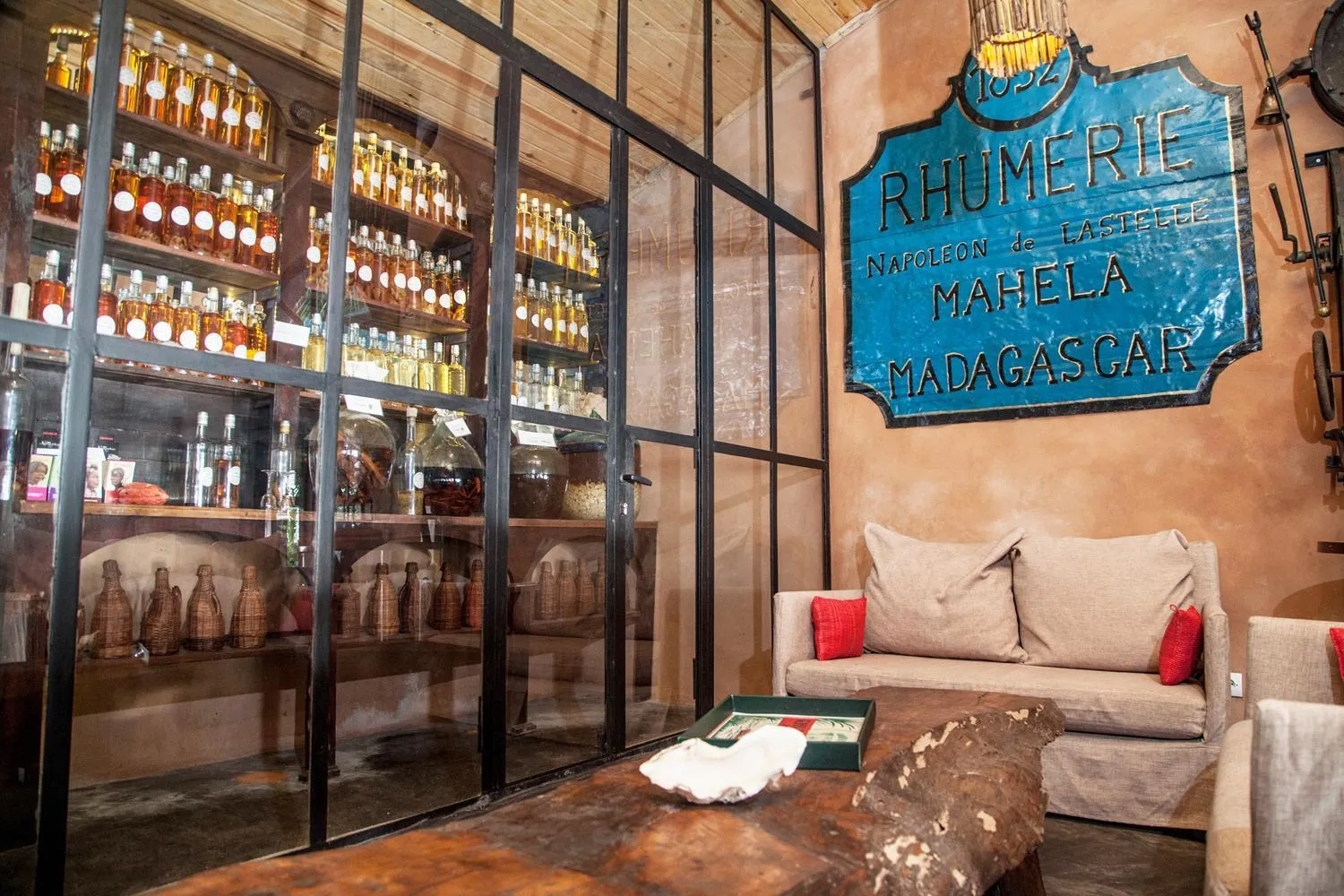 Restaurant/places to eat in Princesse Bora Lodge & Spa