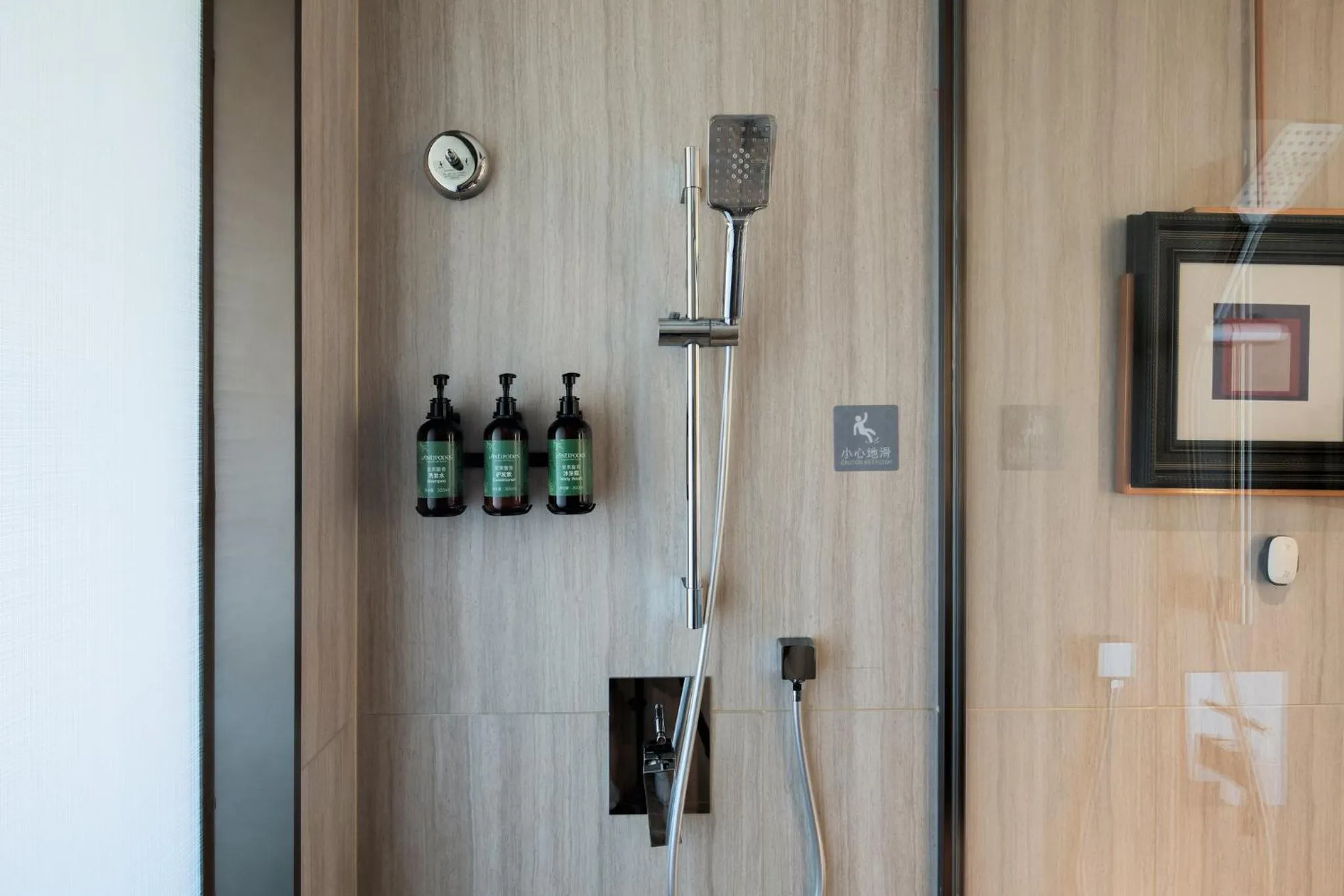 Photo of the whole room in Crowne Plaza City Center Ningbo by IHG