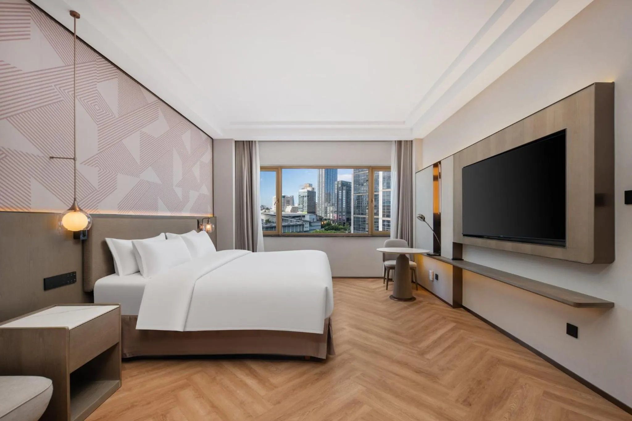 Photo of the whole room, Bed in Crowne Plaza City Center Ningbo by IHG