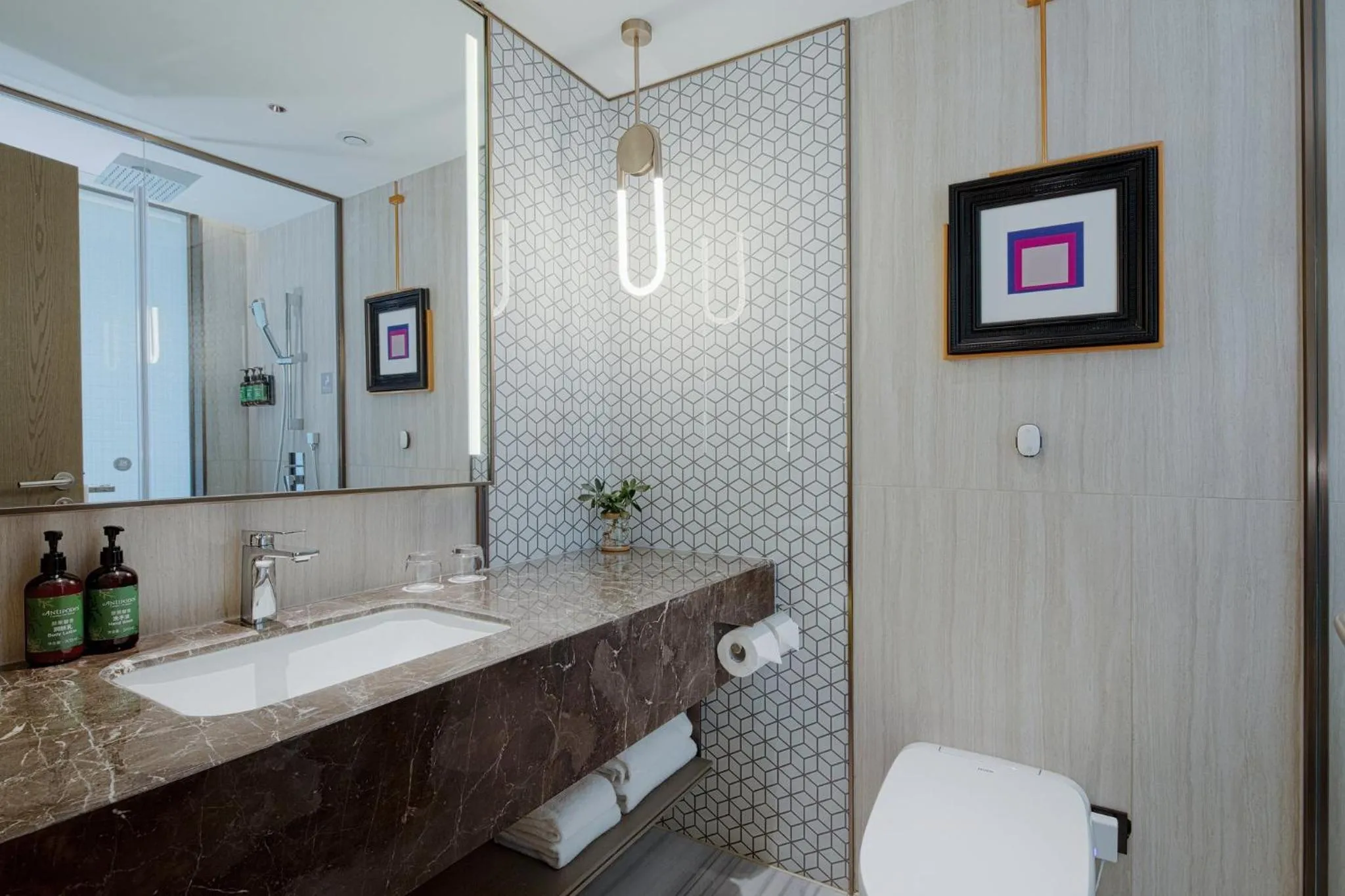 Photo of the whole room in Crowne Plaza City Center Ningbo by IHG