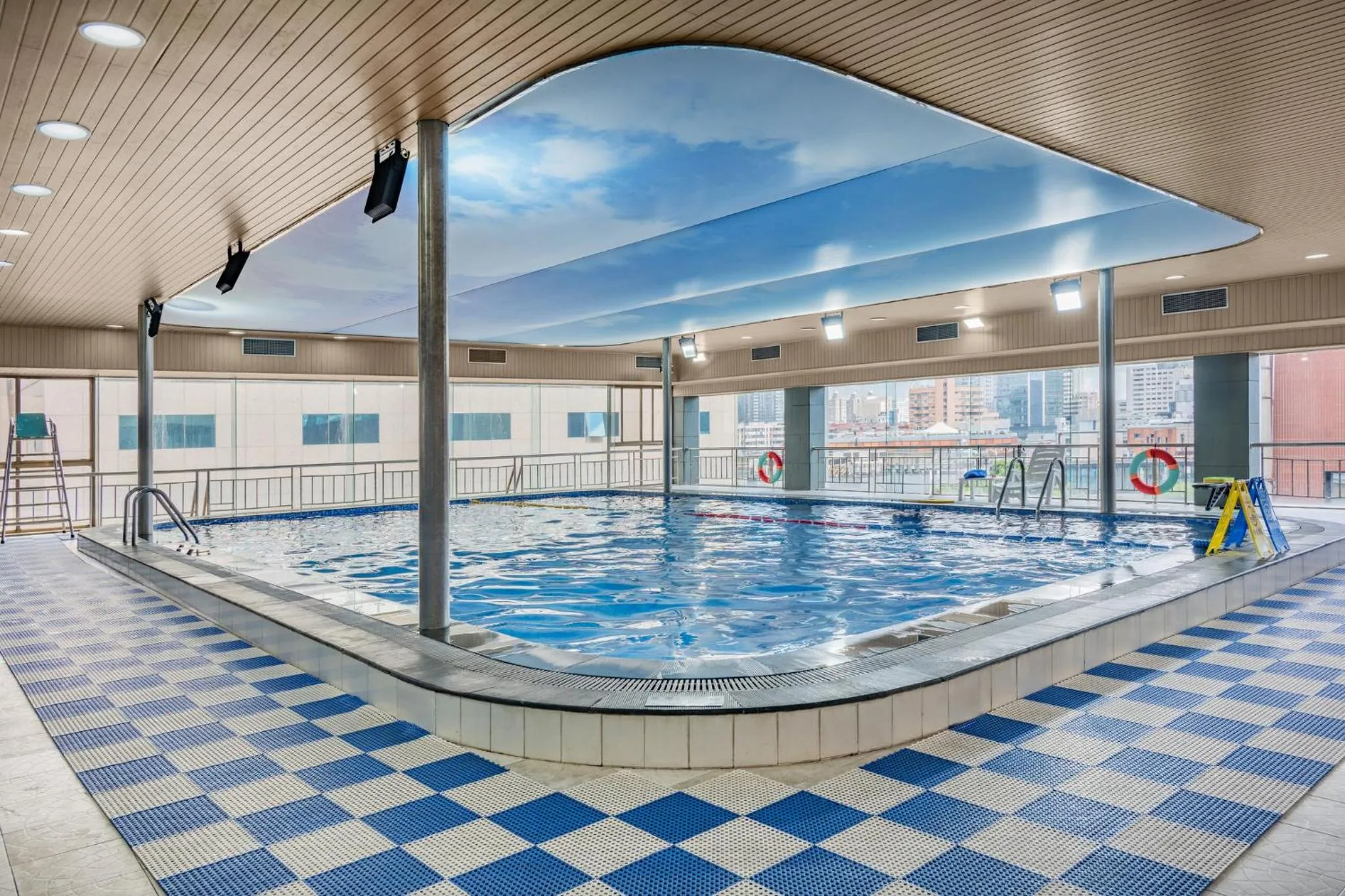 Swimming pool in Crowne Plaza City Center Ningbo by IHG