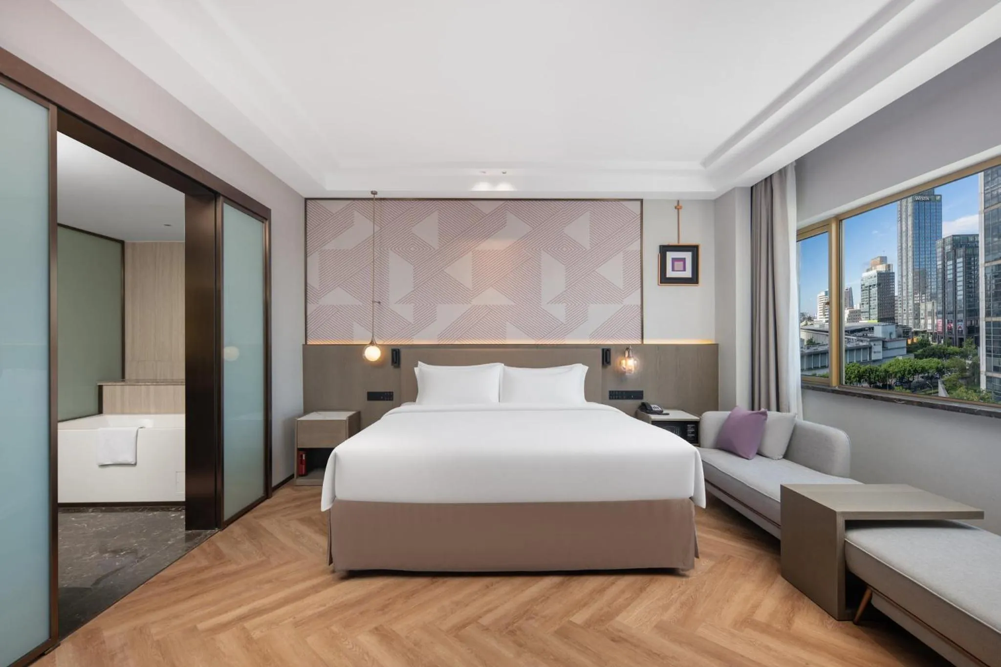 Photo of the whole room, Bed in Crowne Plaza City Center Ningbo by IHG