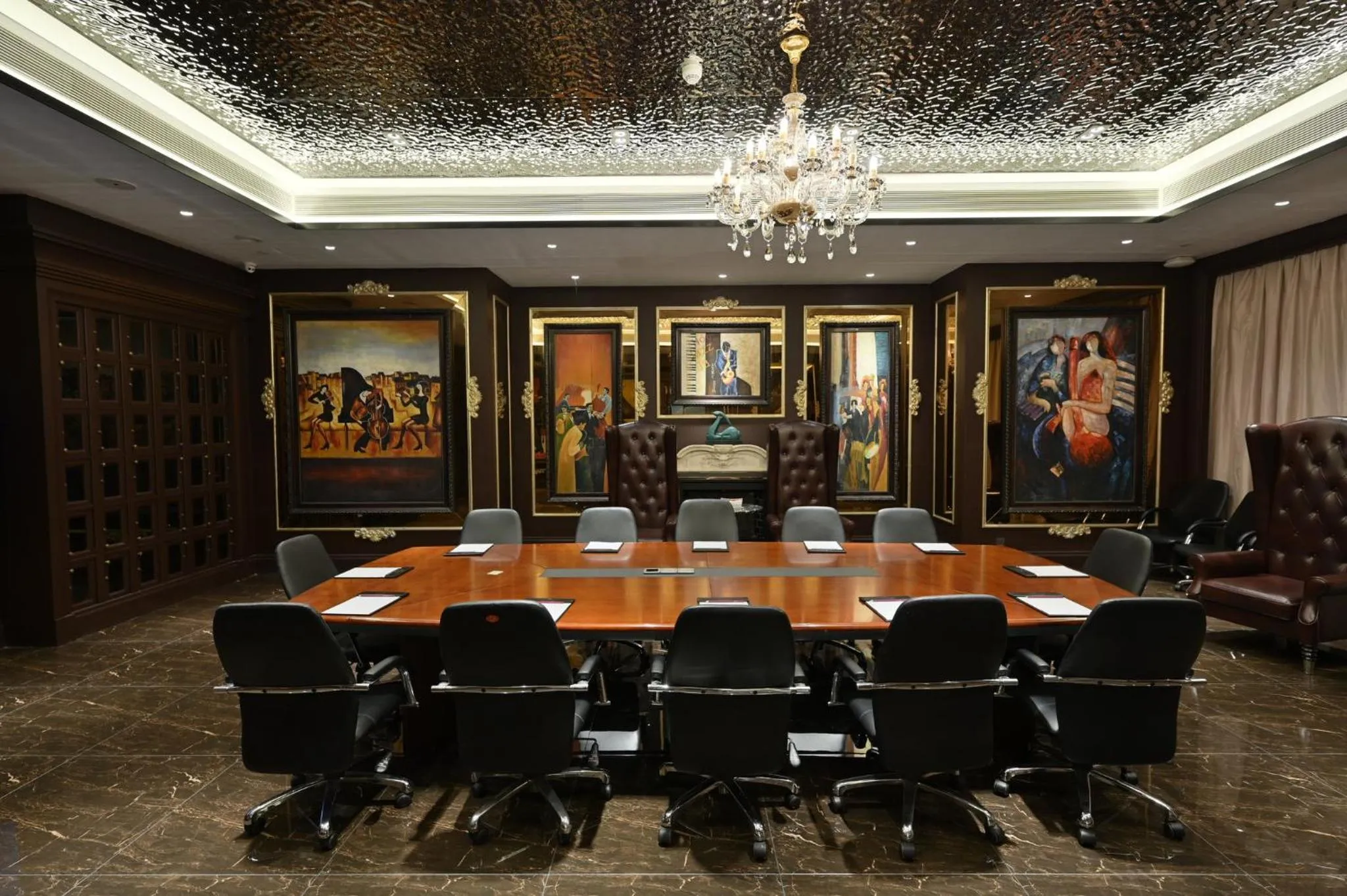 Meeting/conference room in Crowne Plaza City Center Ningbo by IHG