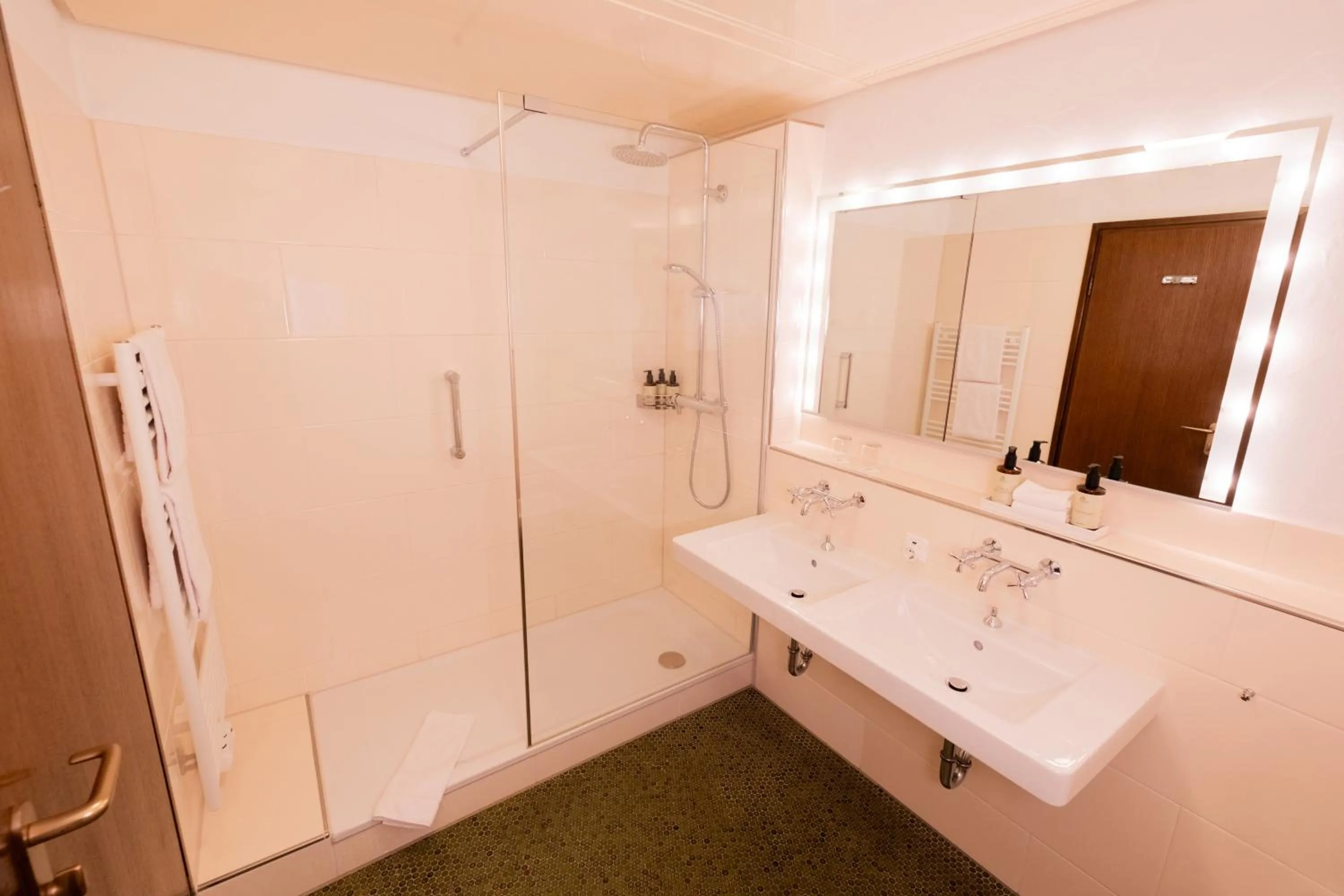 Bathroom in Hotel Vier Jahreszeiten am Schluchsee