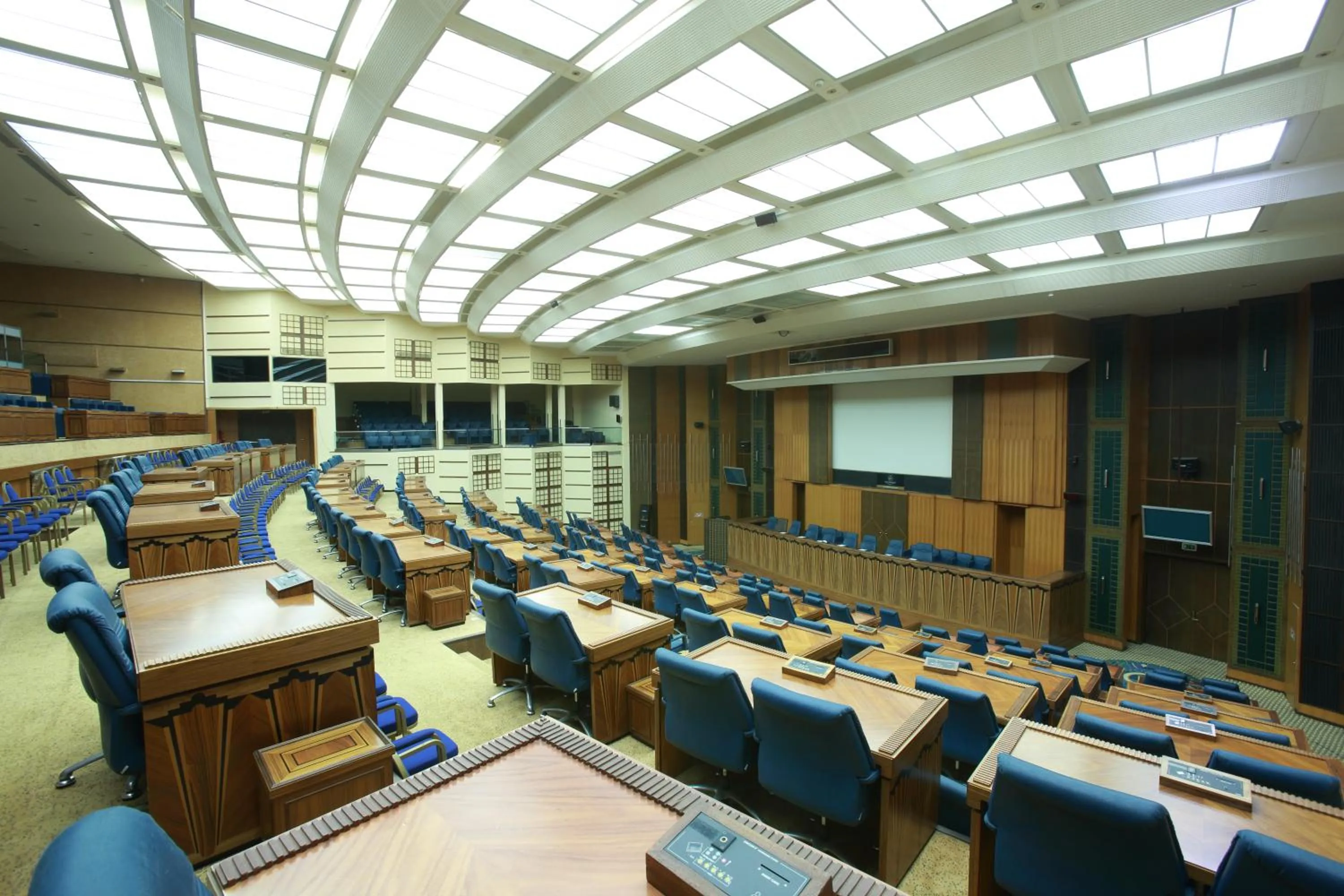 Business facilities in King Fahd Palace Hotel