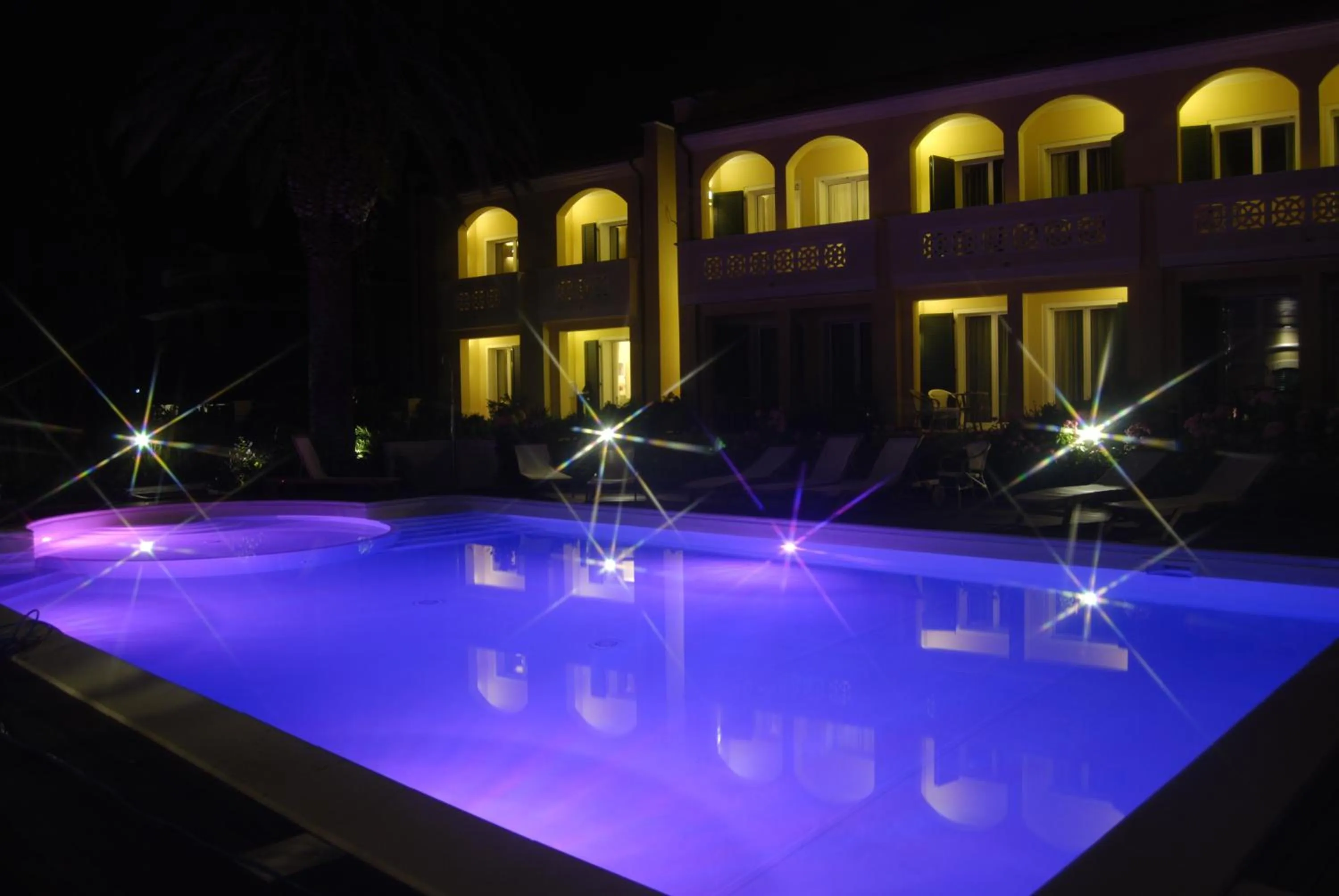 Property building in Villa Rosella Resort