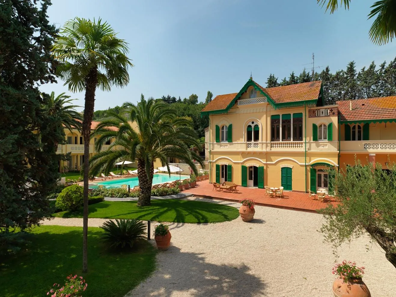 Property building in Villa Rosella Resort