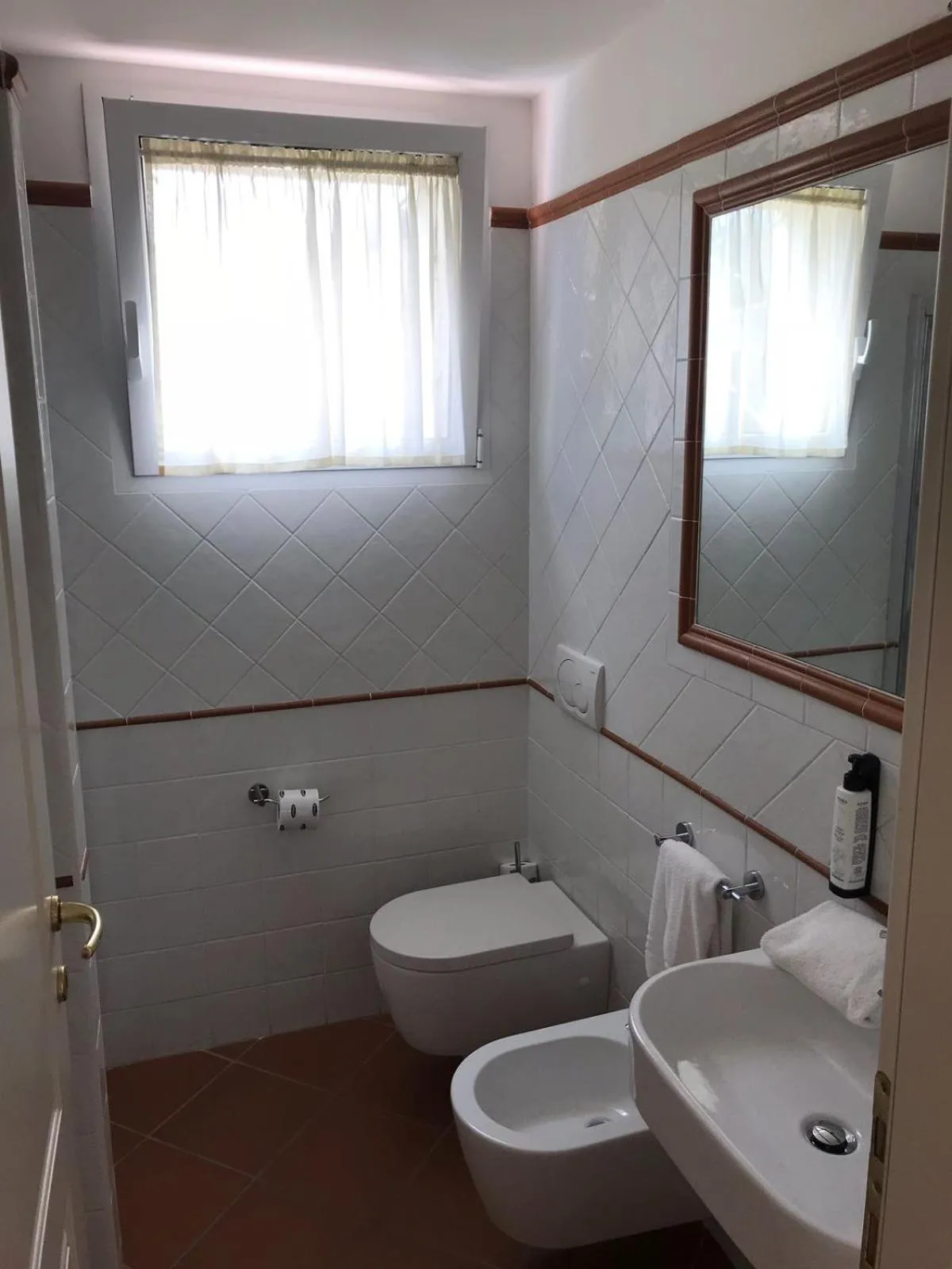 Bathroom in Villa Rosella Resort