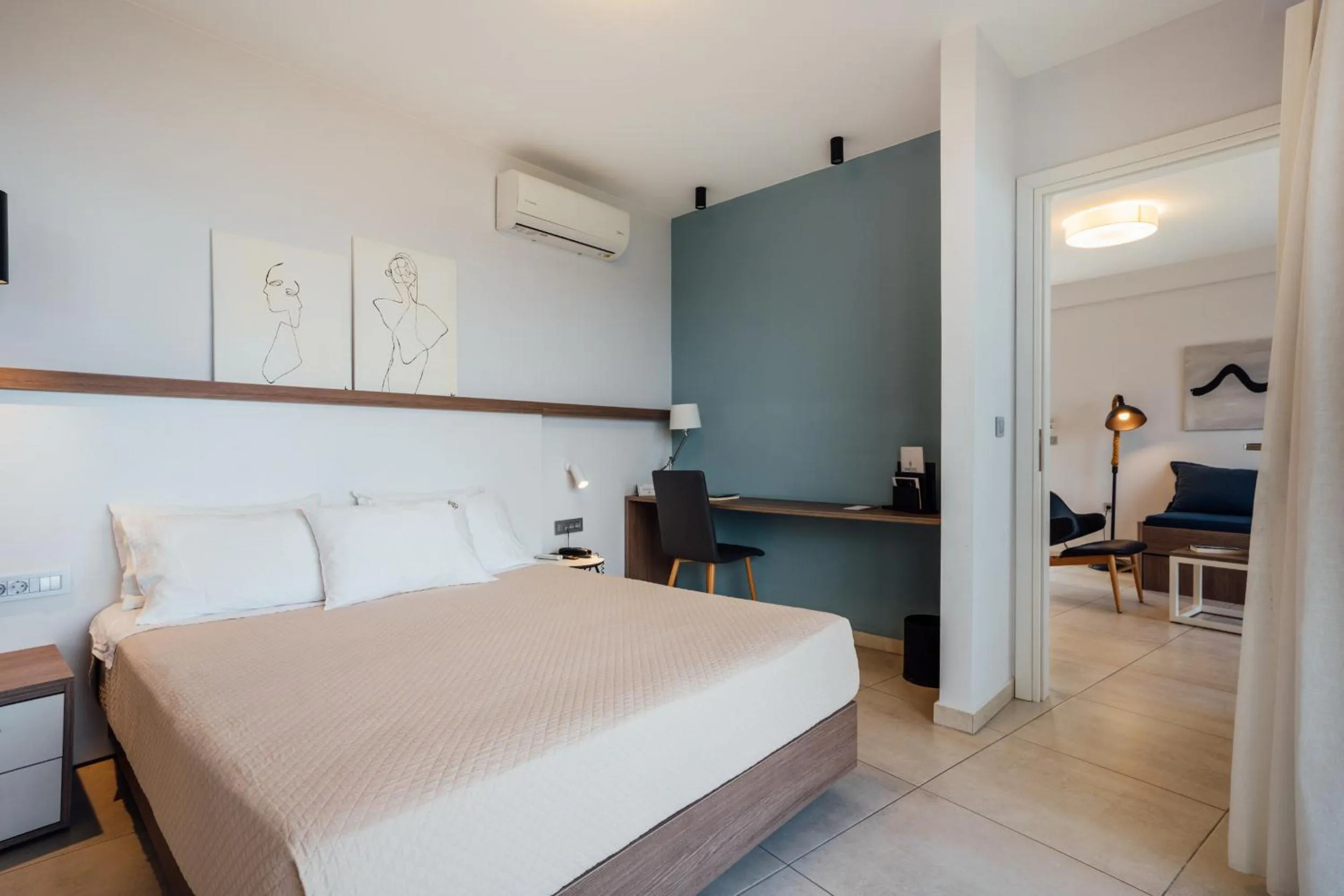 Bed in Aphrodite Beach