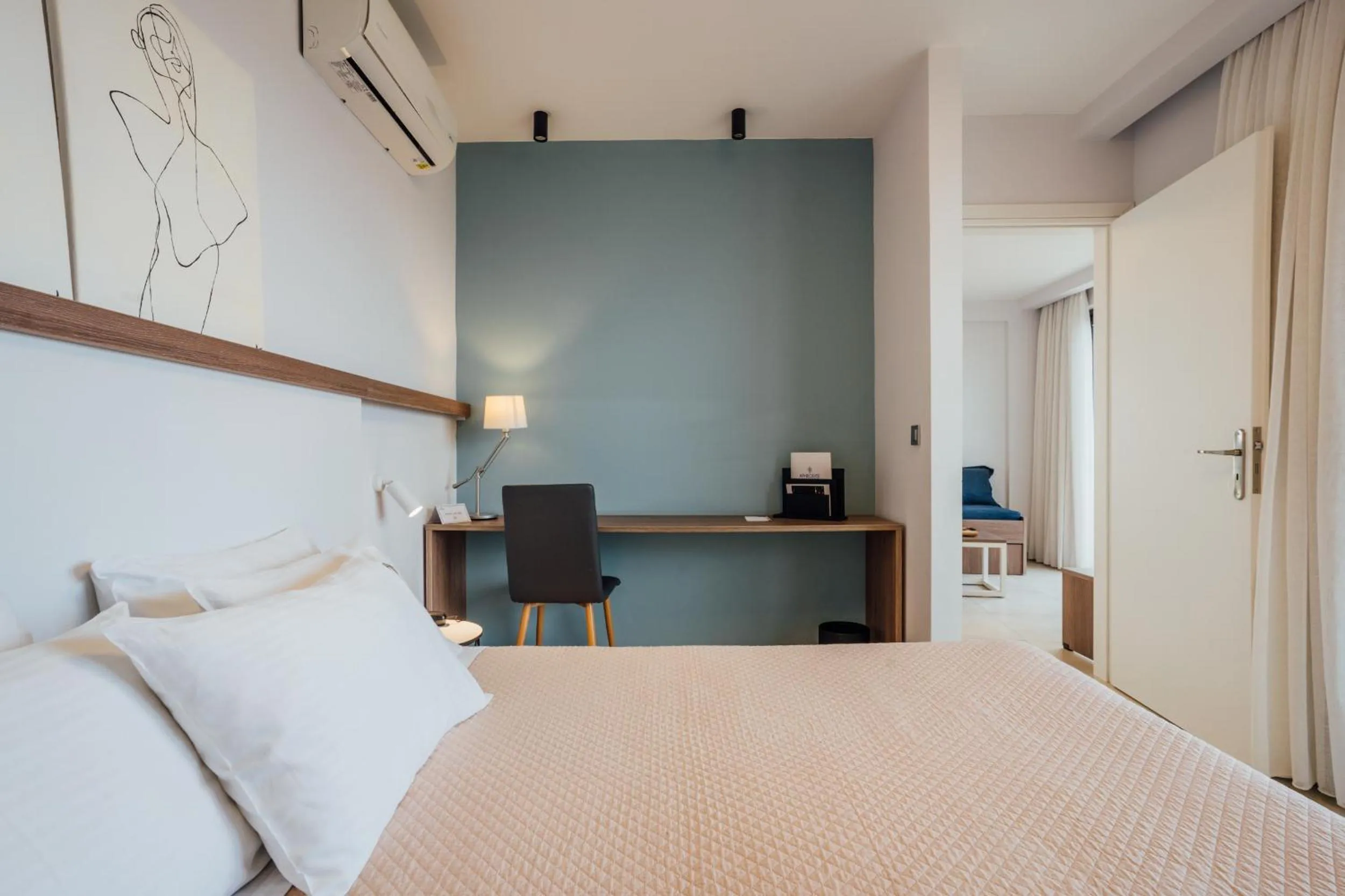 Bed in Aphrodite Beach