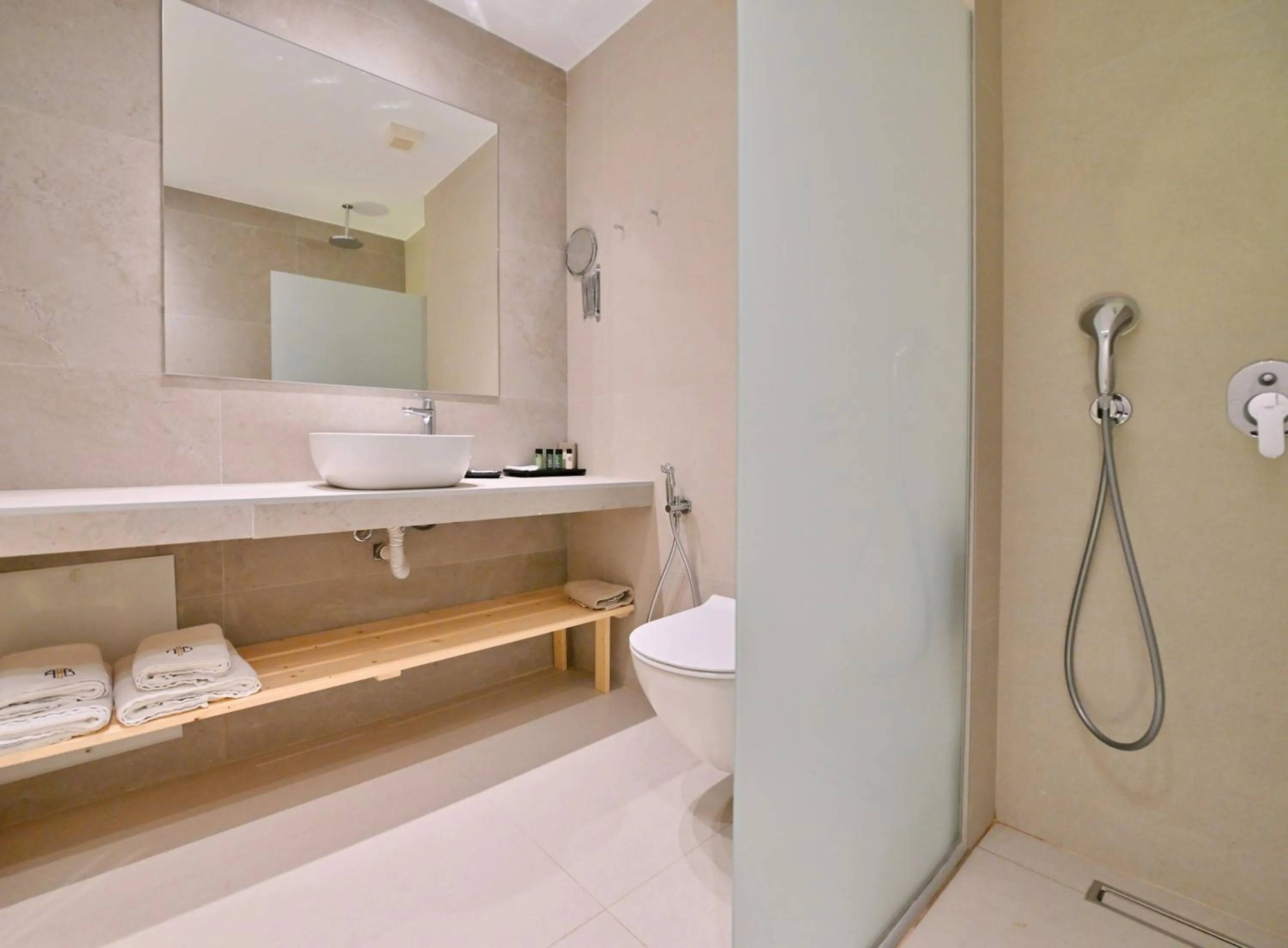 Shower in Aphrodite Beach